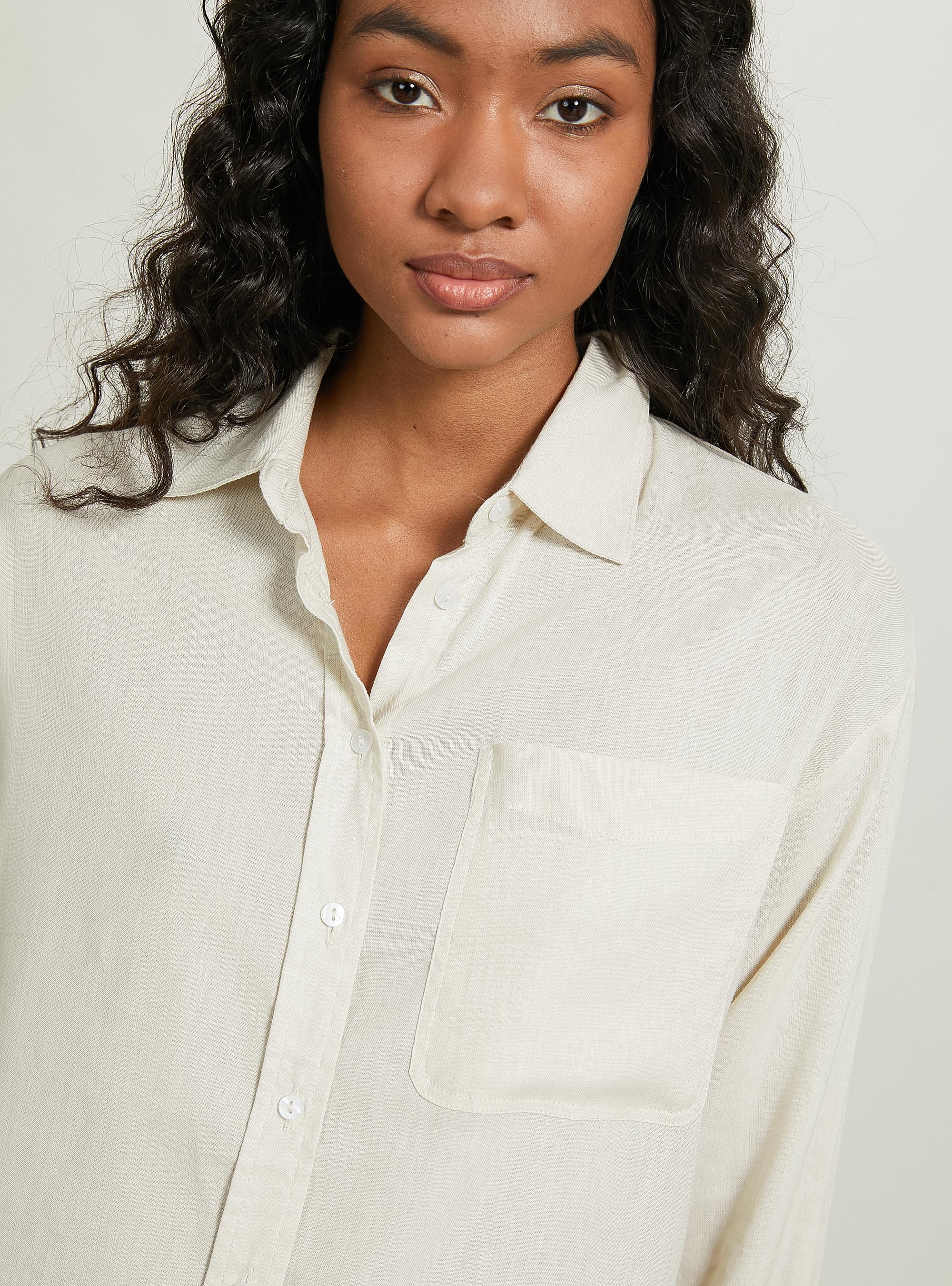 Linen blend shirt with breast pocket, BG3 BEIGE LIGHT
