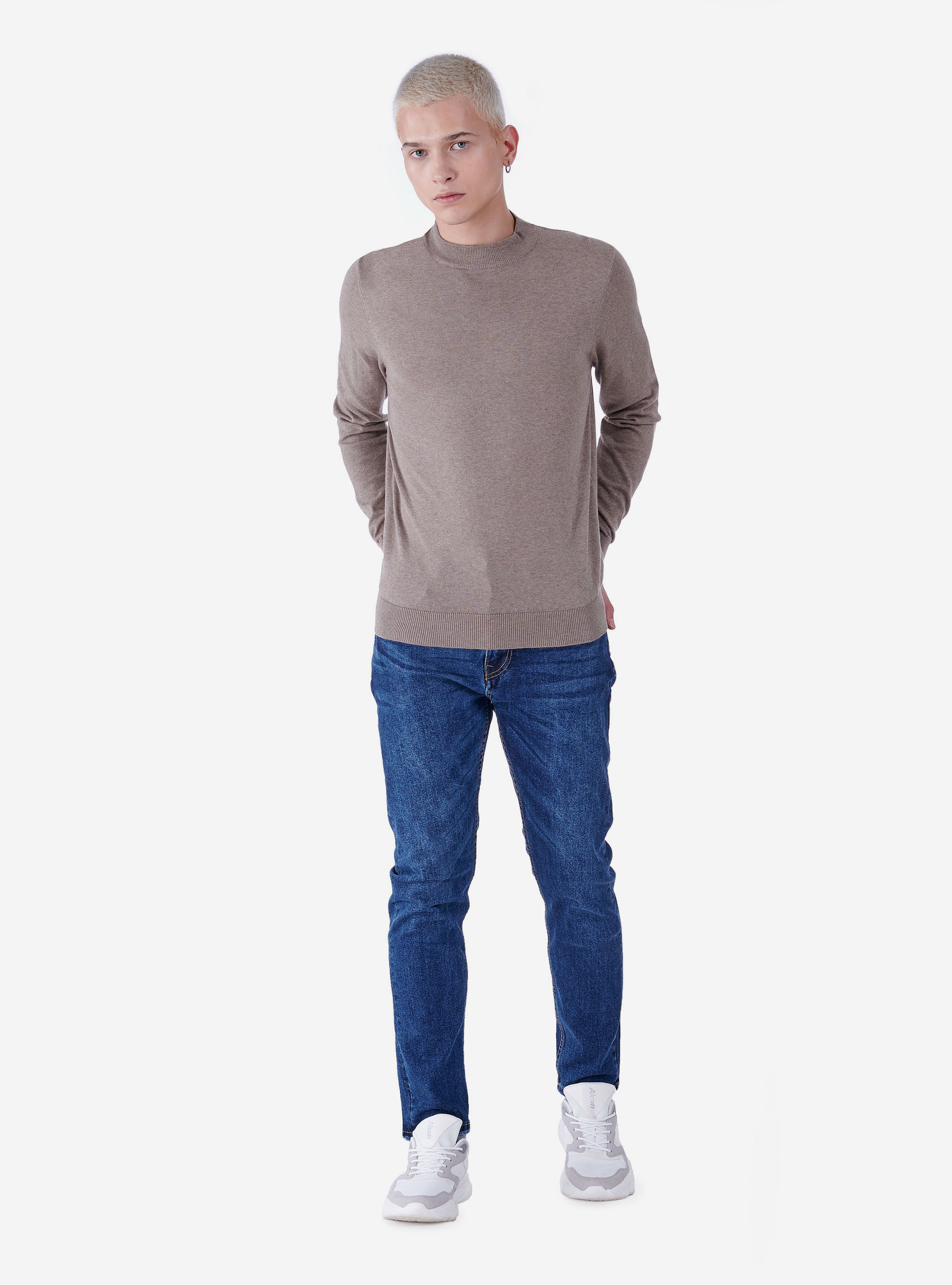 Pull col montant, C571 LIGHT BROWN