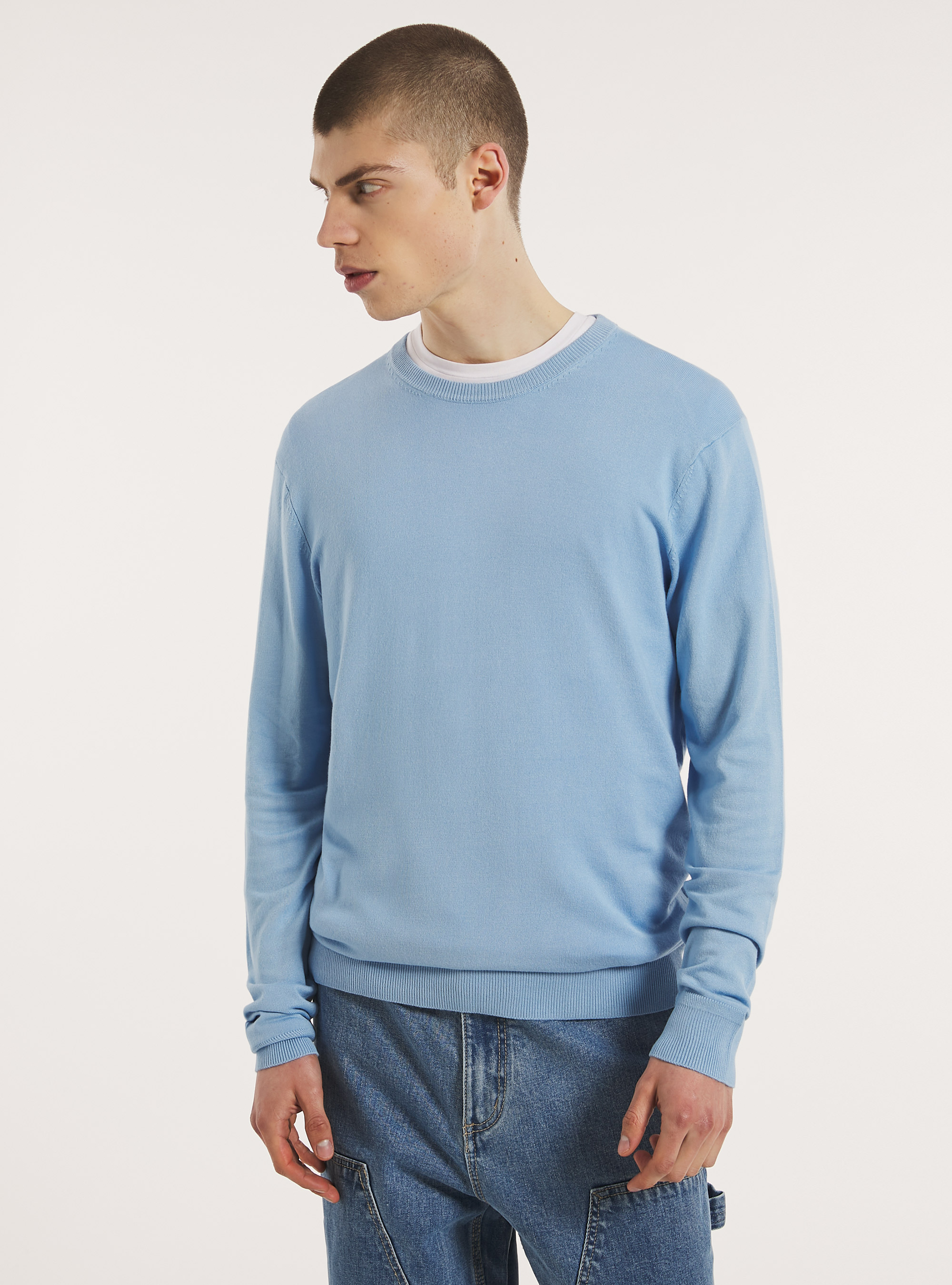 Round-neck pullover made of sustainable viscose Ecovero, AZ3 AZURE LIGHT