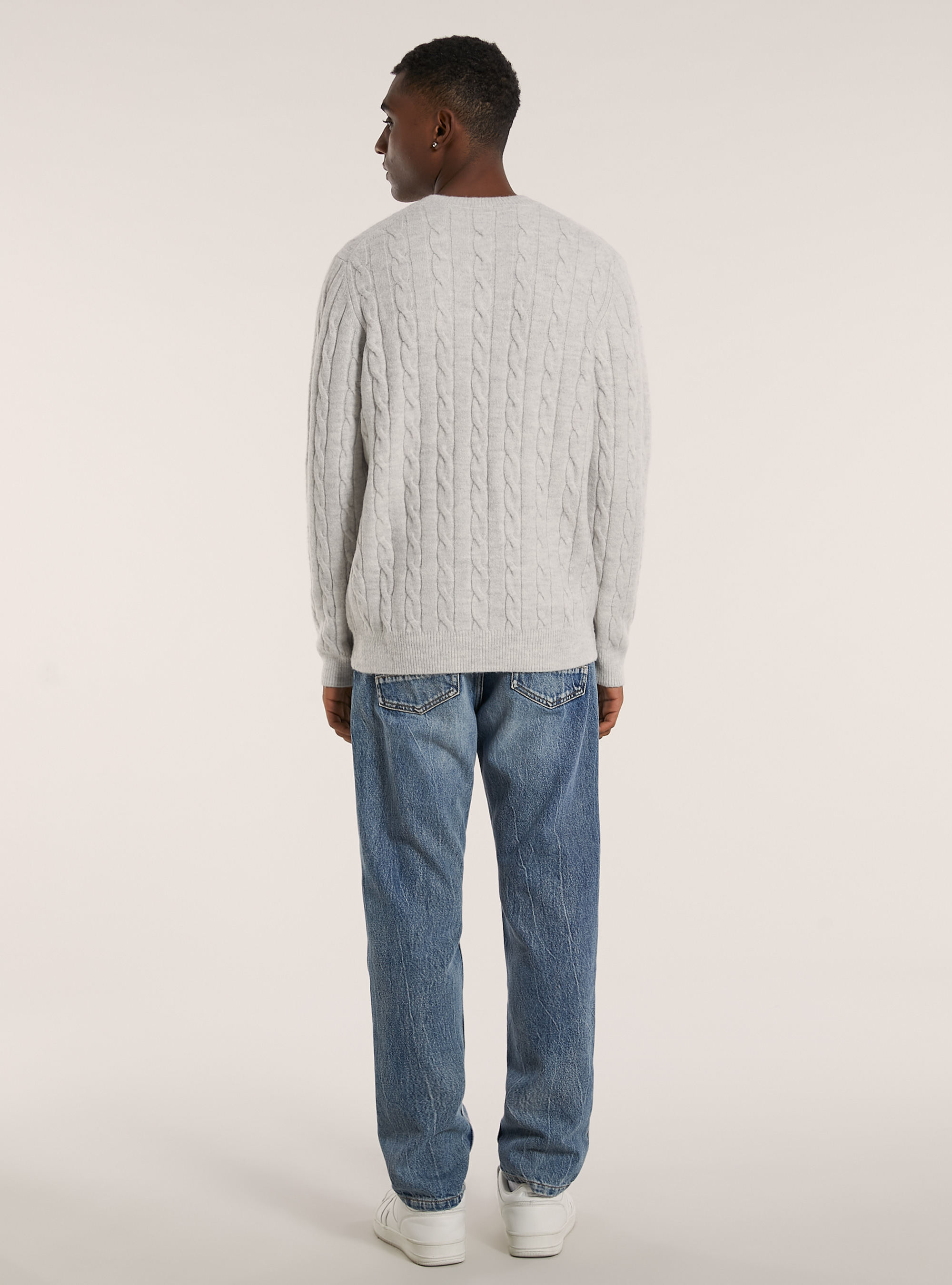 Pullover morbido a trecce, MGY3 GREY MEL LIGHT