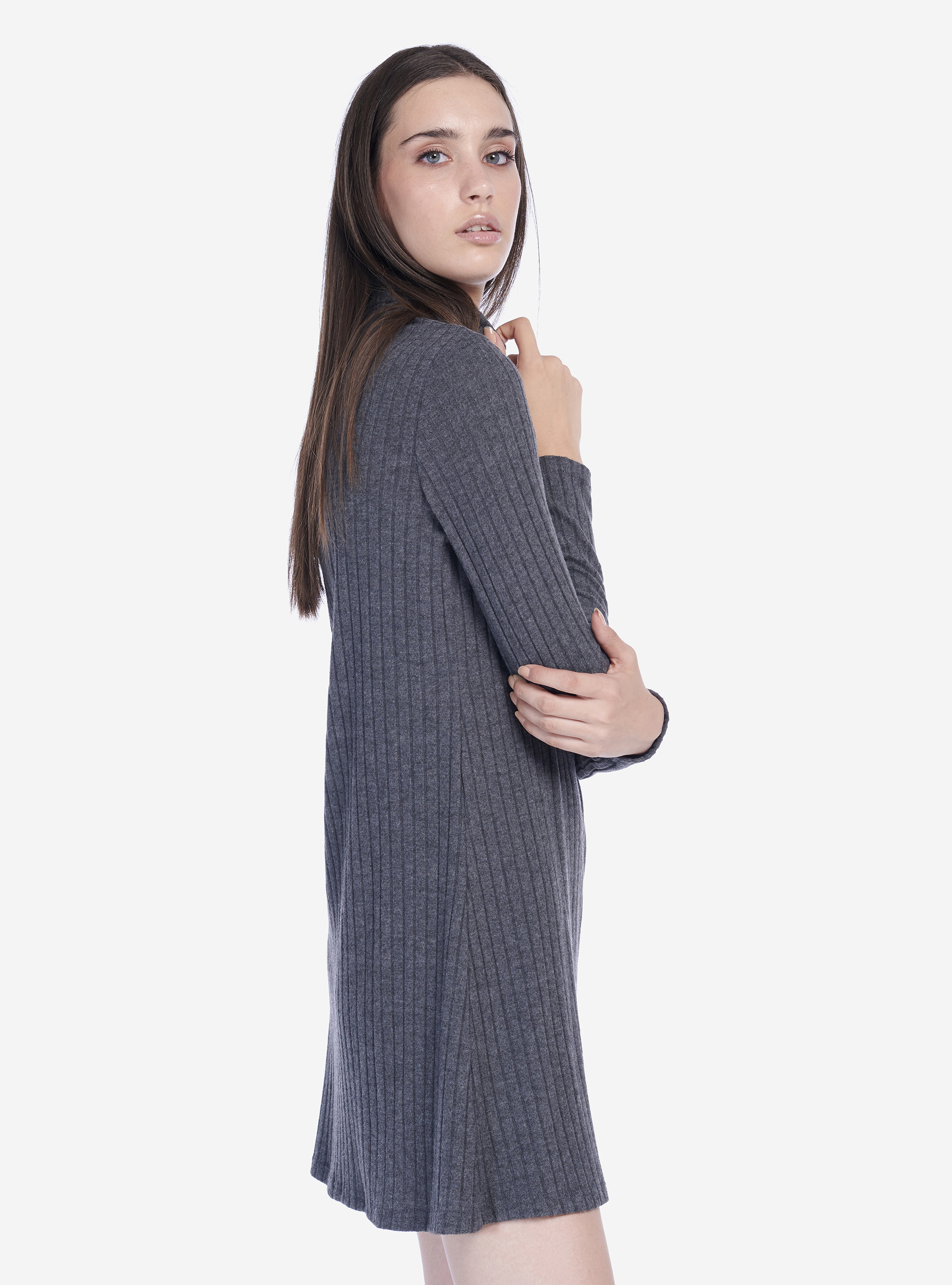 Robe courte a col roulè et cotelèe, C150 GREY M