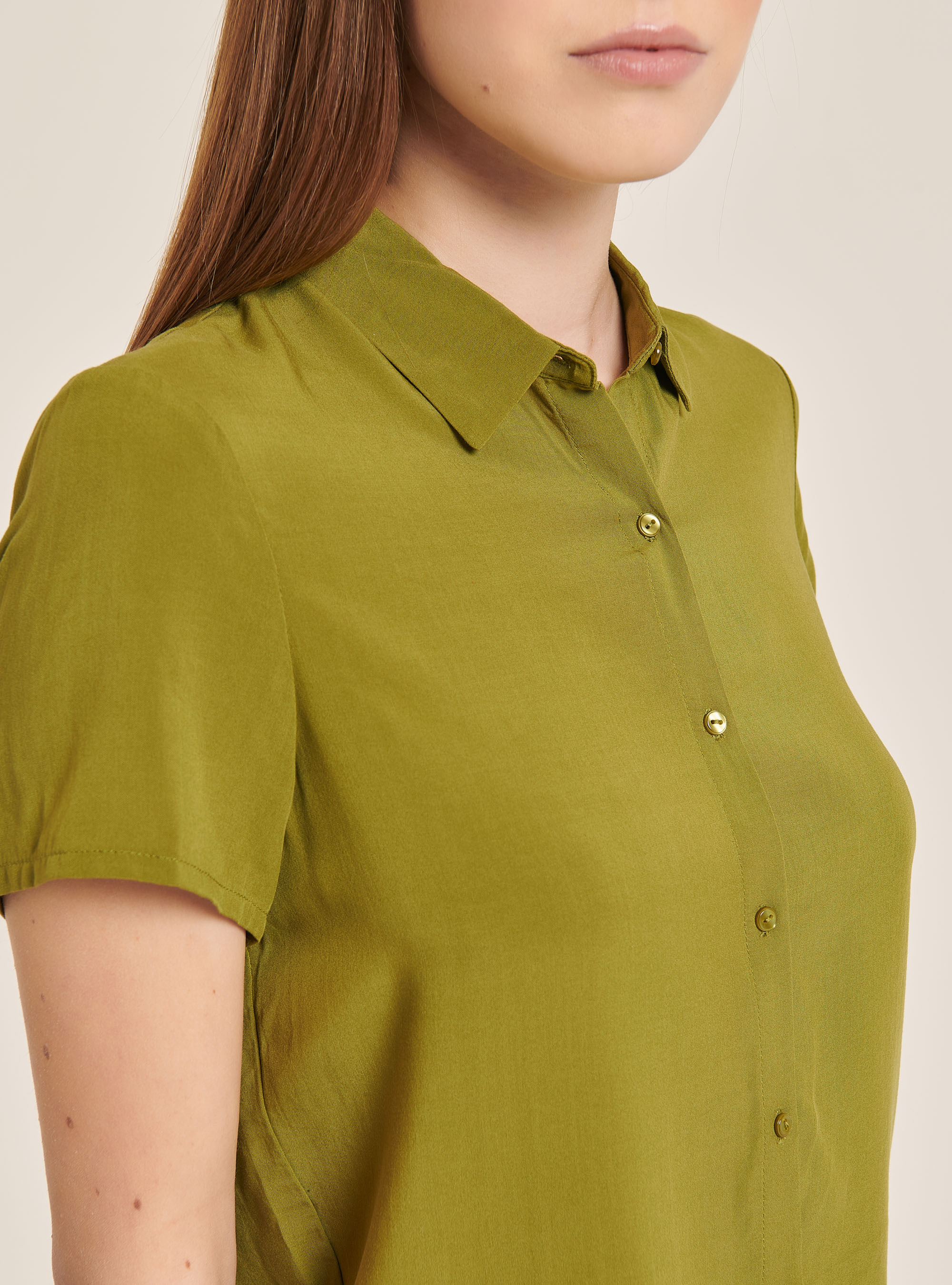 Camicia cropped in tinta unita, C6594 KAKY