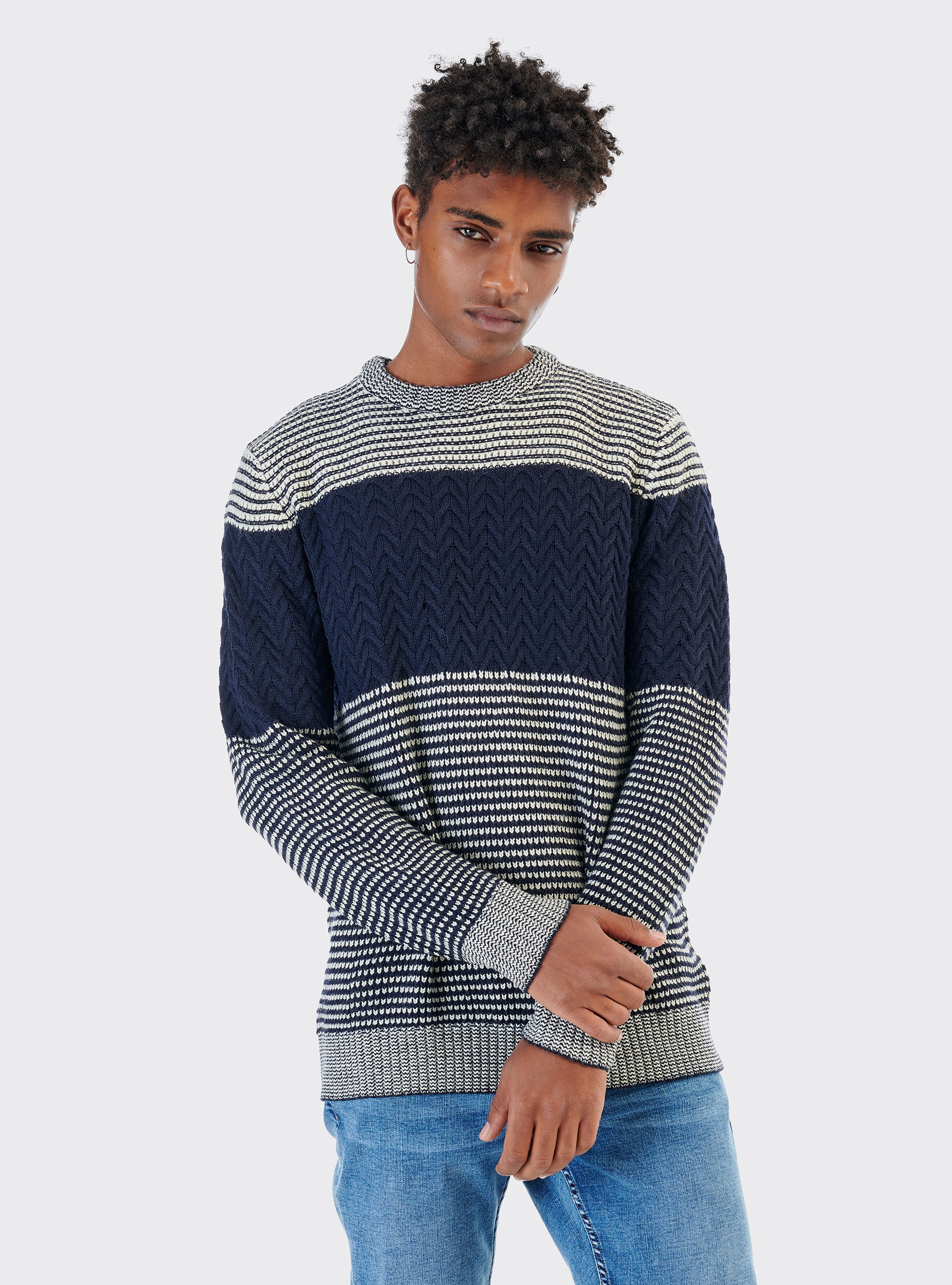 Pull color block, C210 BLUE NAVY