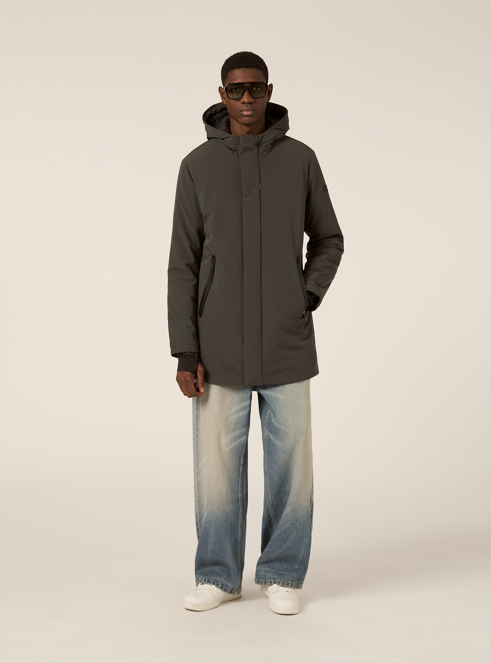 Giubbino con cappuccio e zip impermeabili lungo, KY1 KAKY DARK