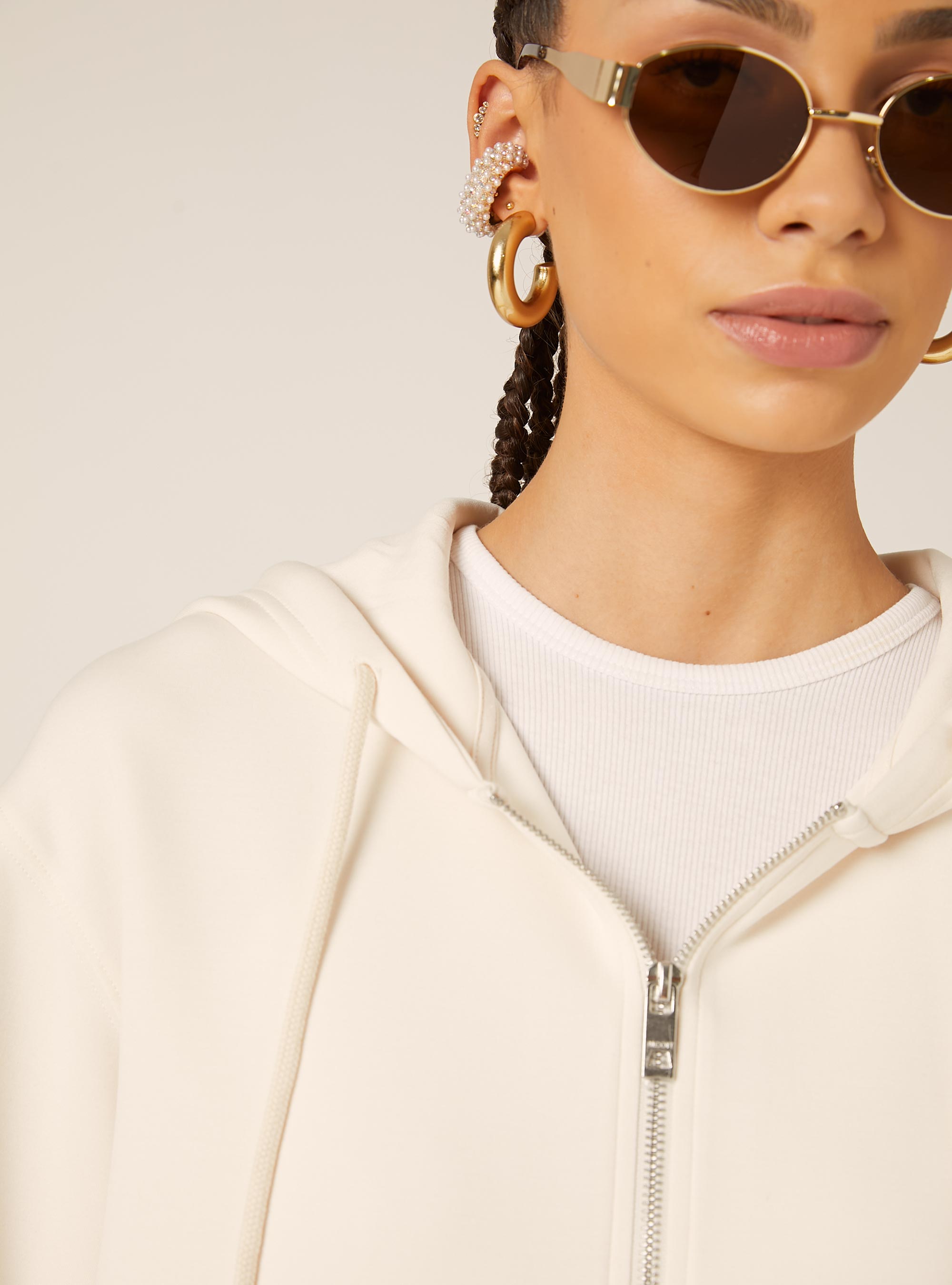 Sweat-shirt zippé court au toucher doux, CR3 CREAM LIGHT