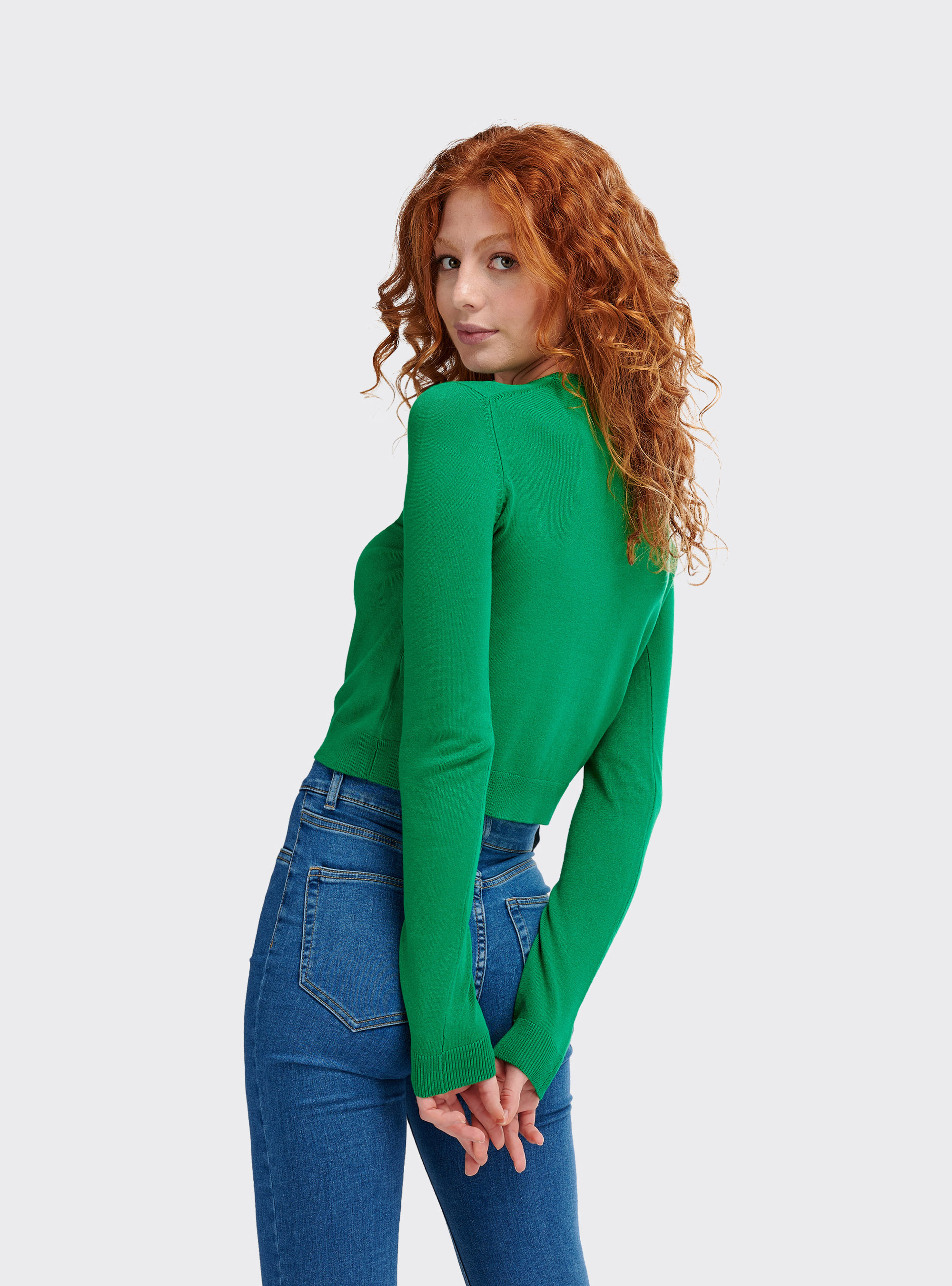 Kurz geschnittener Basic-Pullover mit bequemer Passform, C3384 GREEN