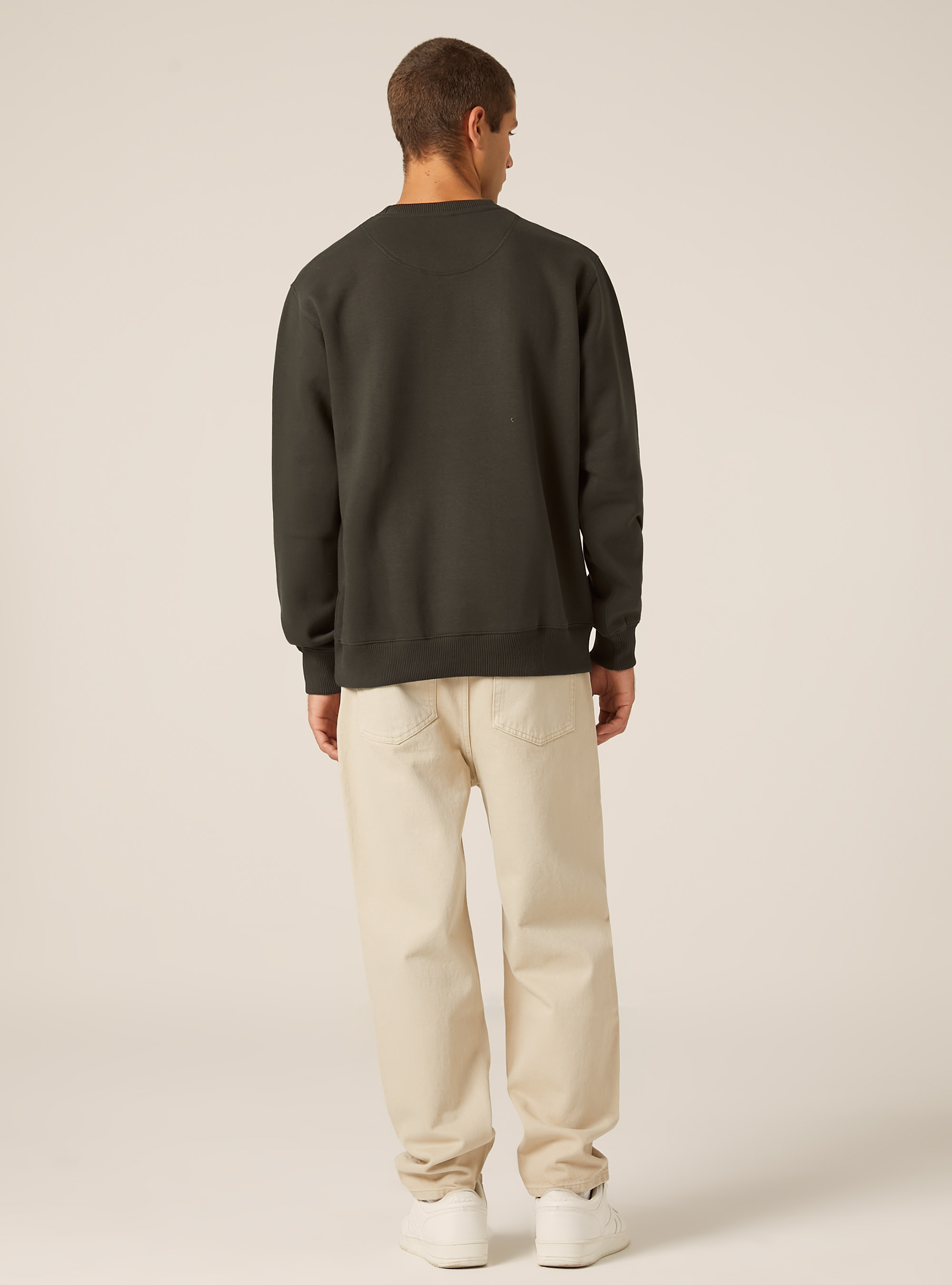 Solid color crew neck sweatshirt, KY1 KAKY DARK
