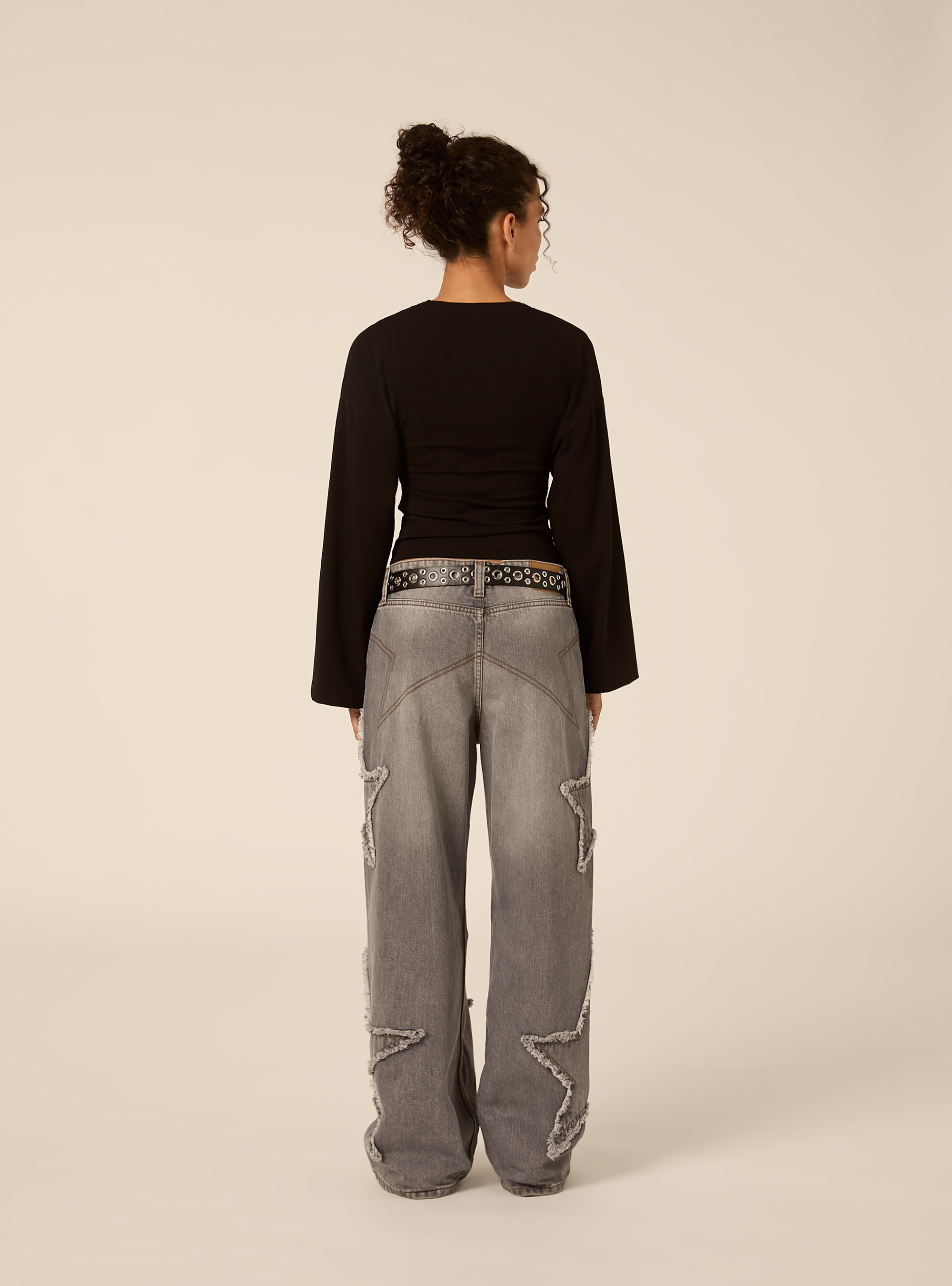 Flare sleeve top with side ruched detailing, BK1 BLACK