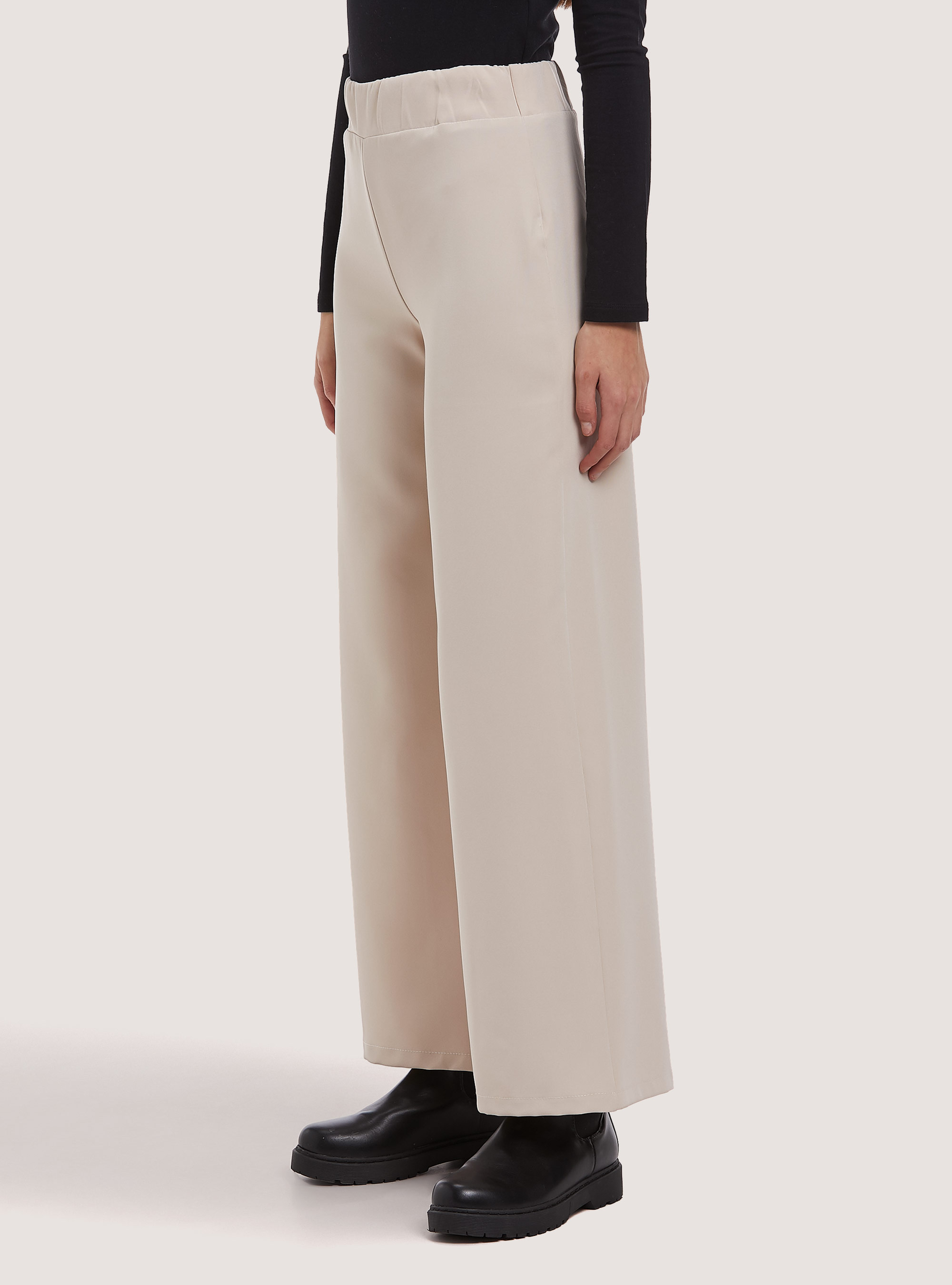 Panta con fondo flare, WH1 OFF WHITE