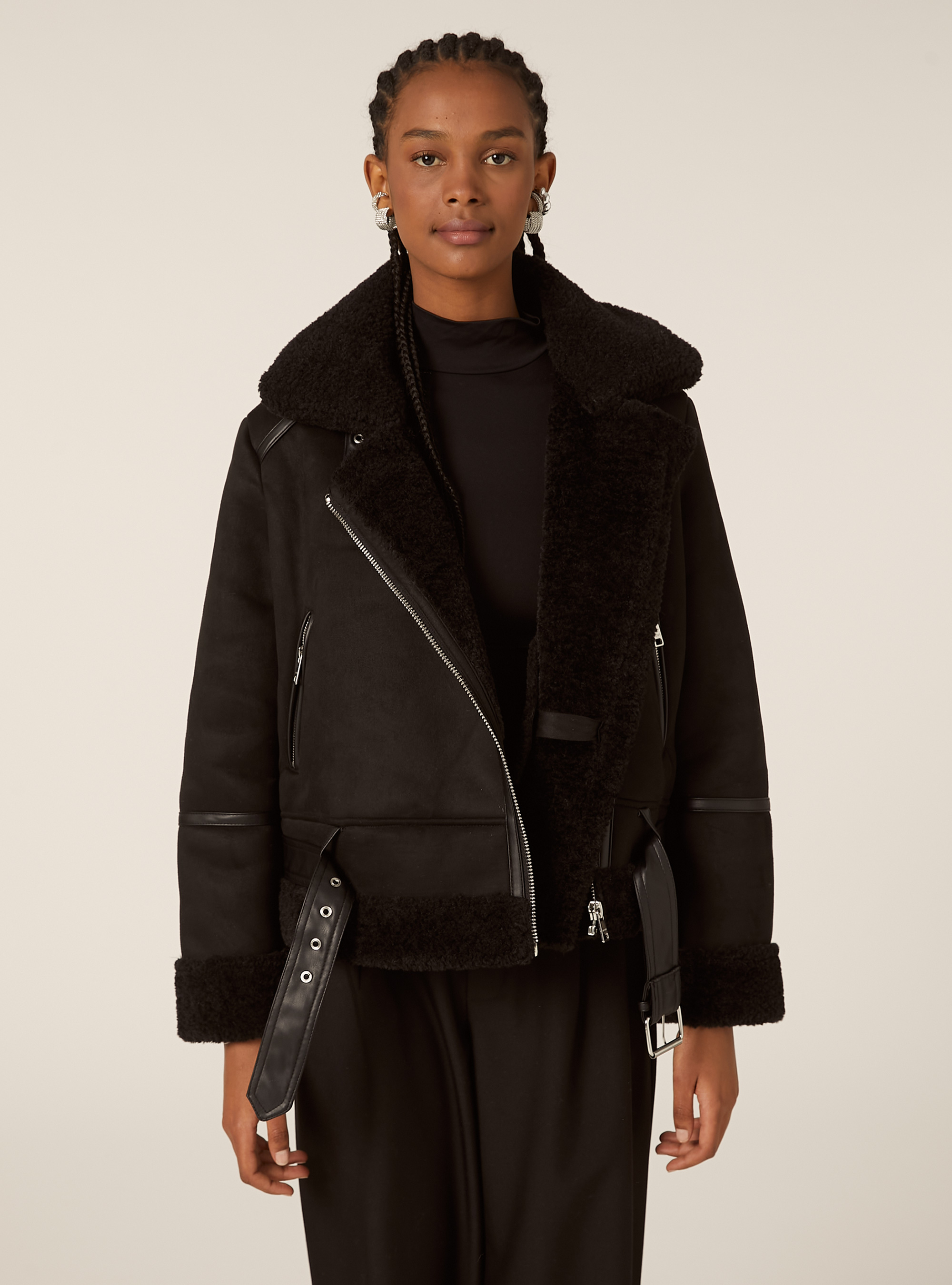 Giubbotto montone effetto camoscio, BK1 BLACK