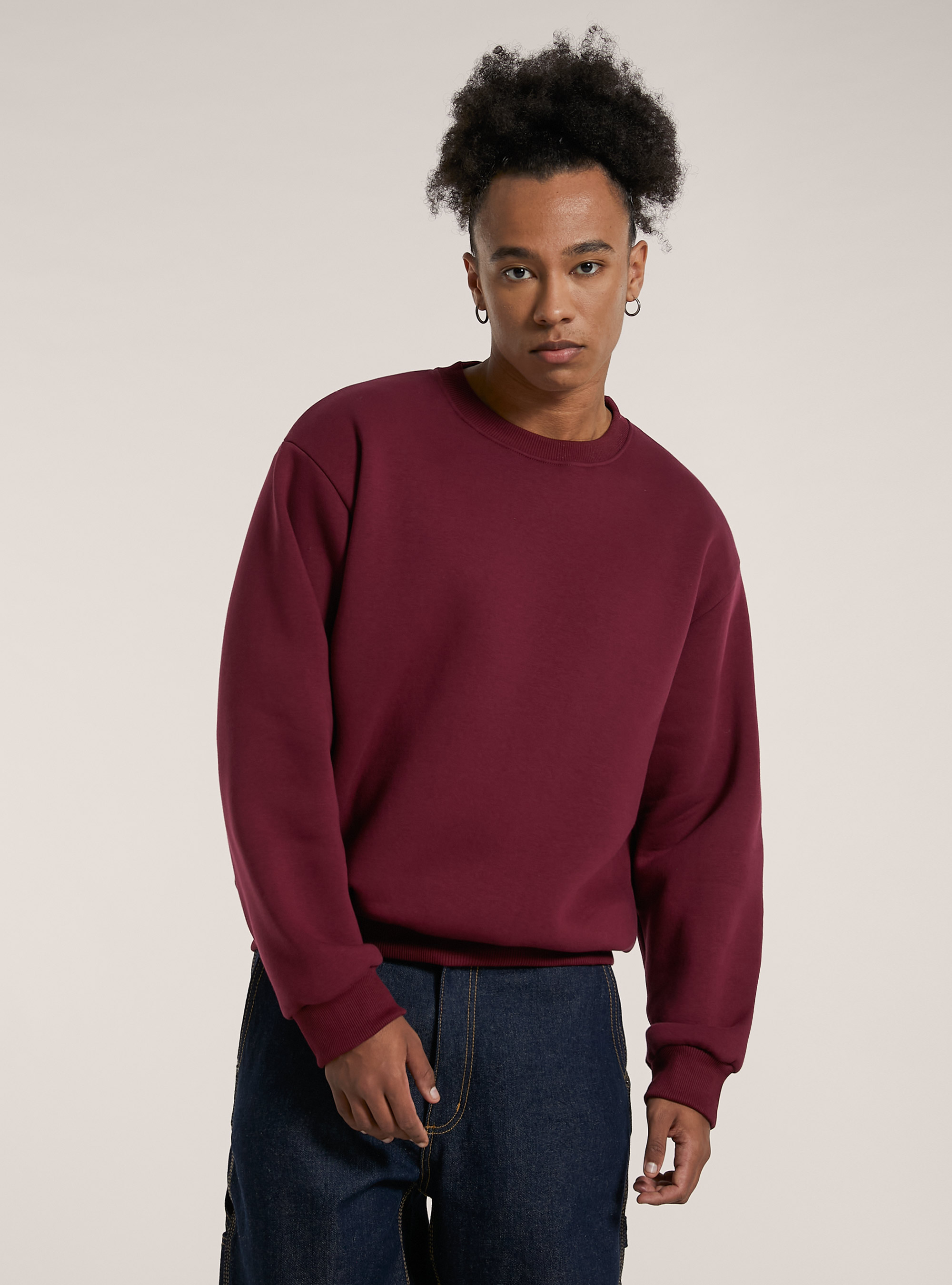 Sweatshirt mit Rundhalsausschnitt und enger Passform, BO1 BORDEAUX DARK