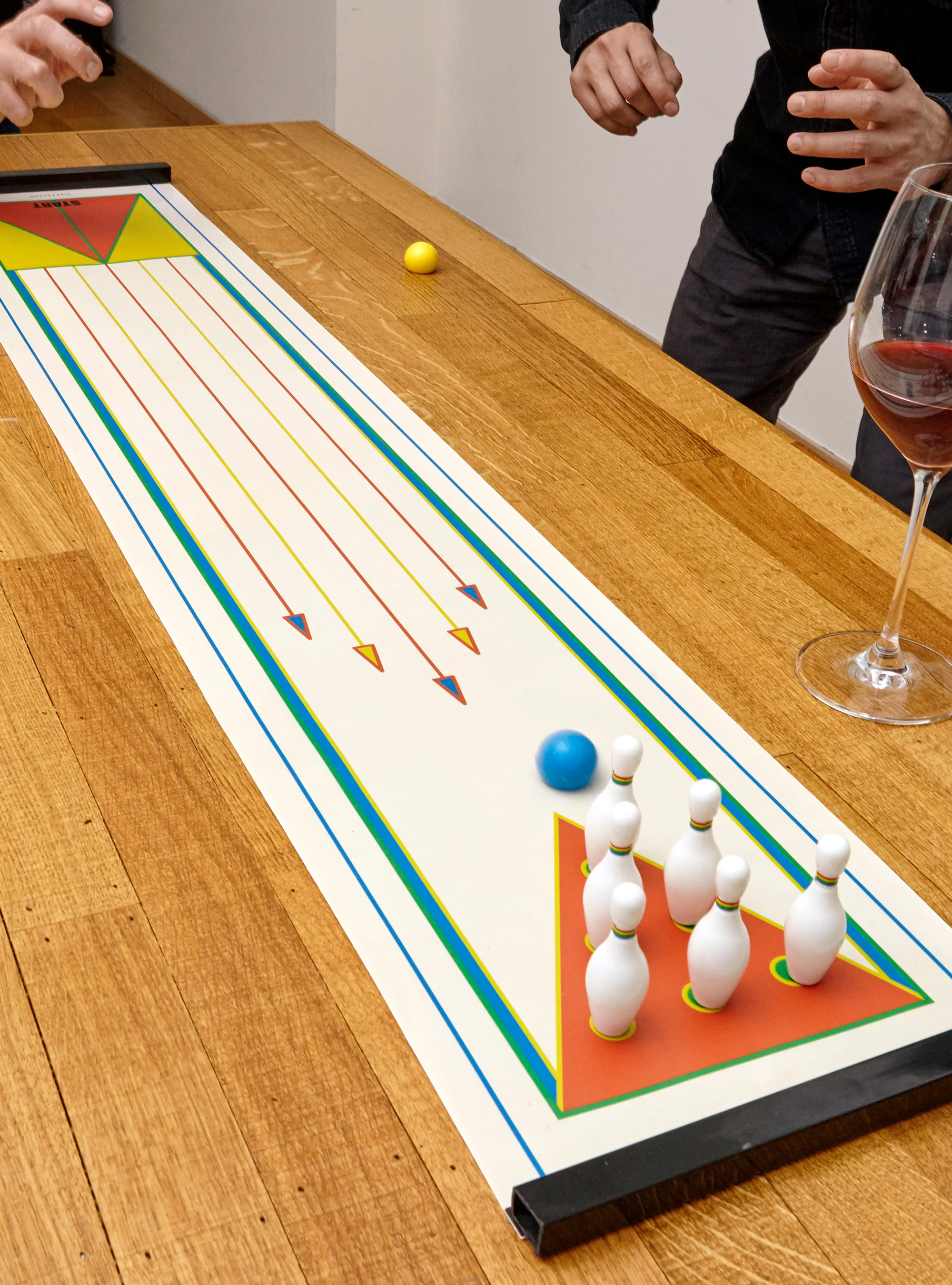 Tabletop Bowling, 
