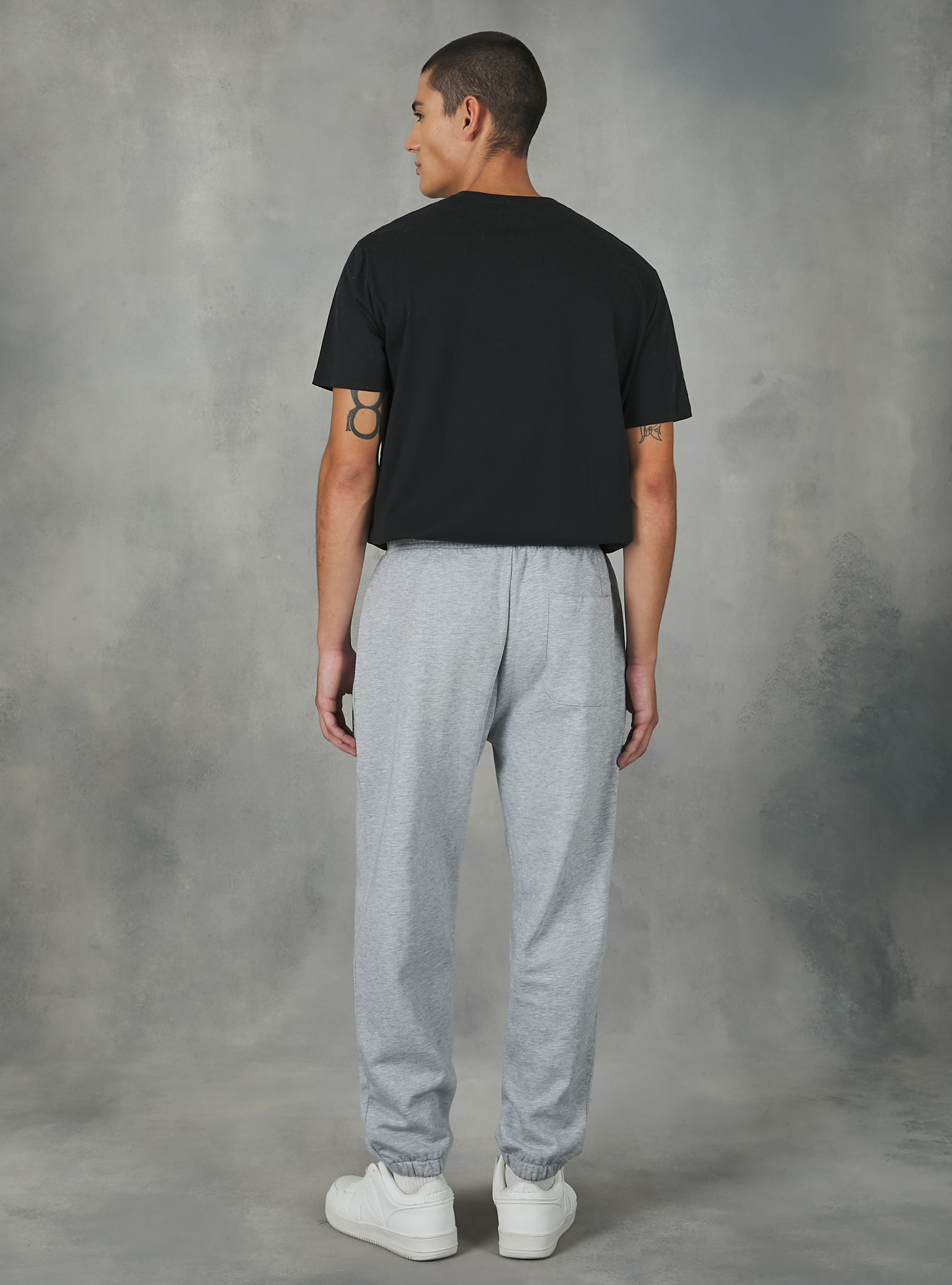 Jogger with college patch, MGY2 GREY MEL MEDIUM