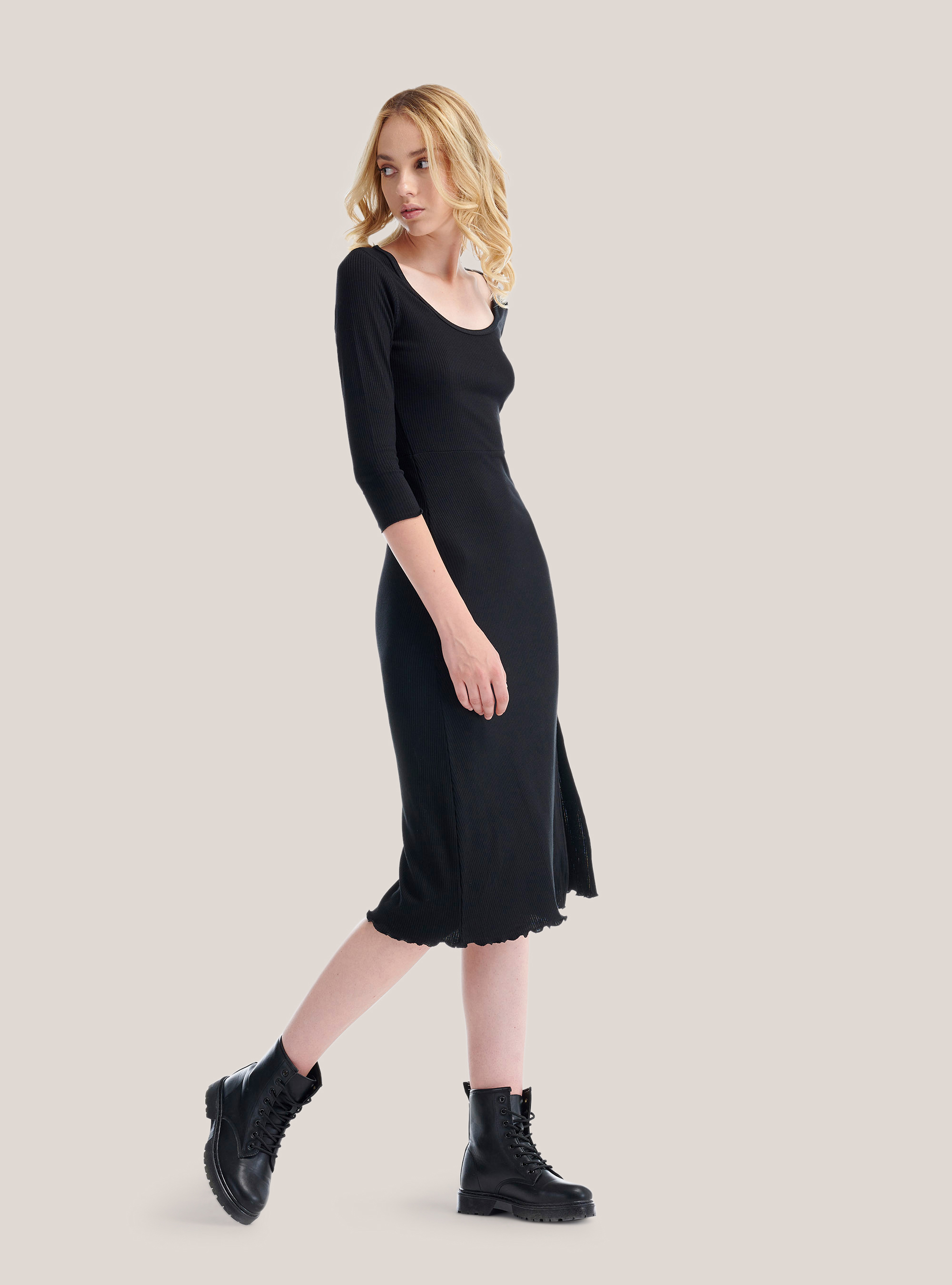 Vestito lungo a costine tessuto stretch, NERO