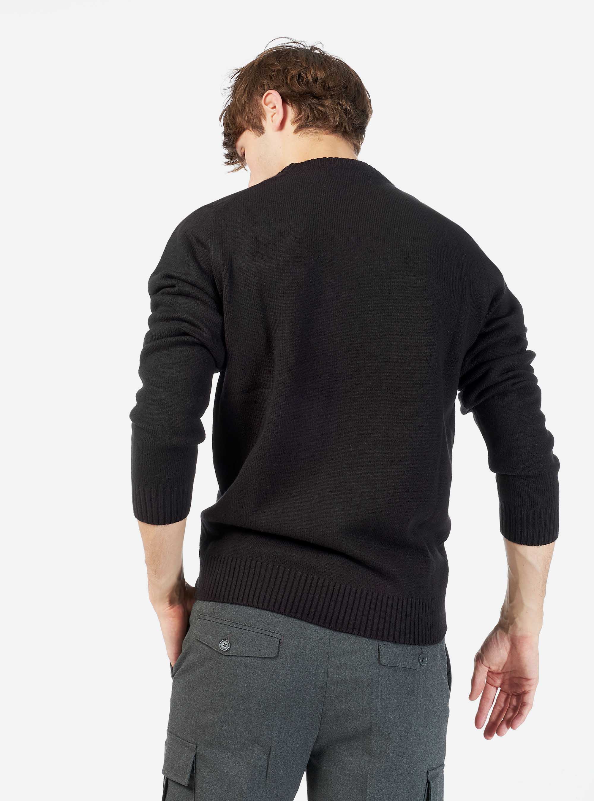 JERSEY CUELLO REDONDO, NEGRO