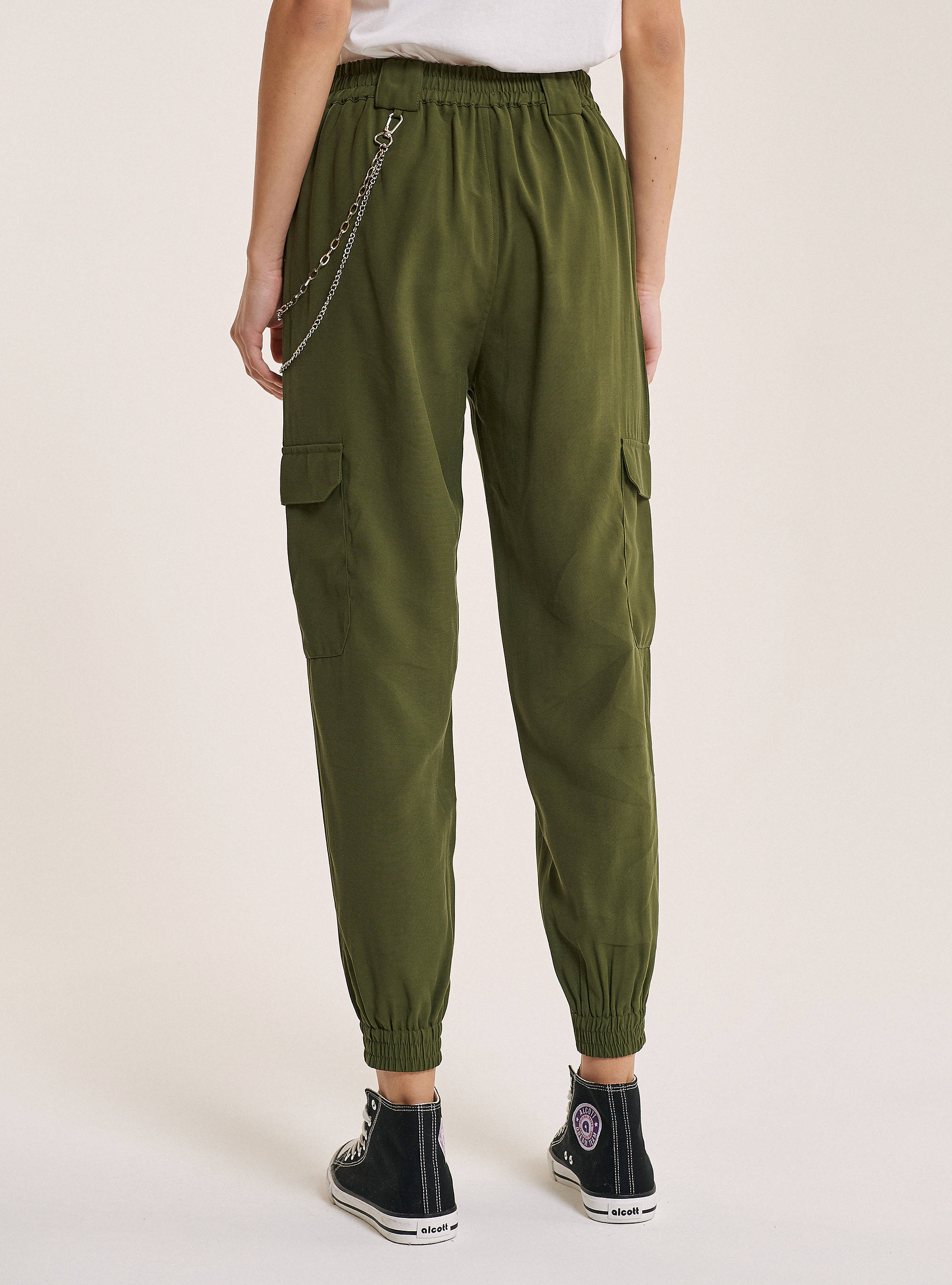 Comfort fit trousers with maxi pockets and chains, C6631 KAKY