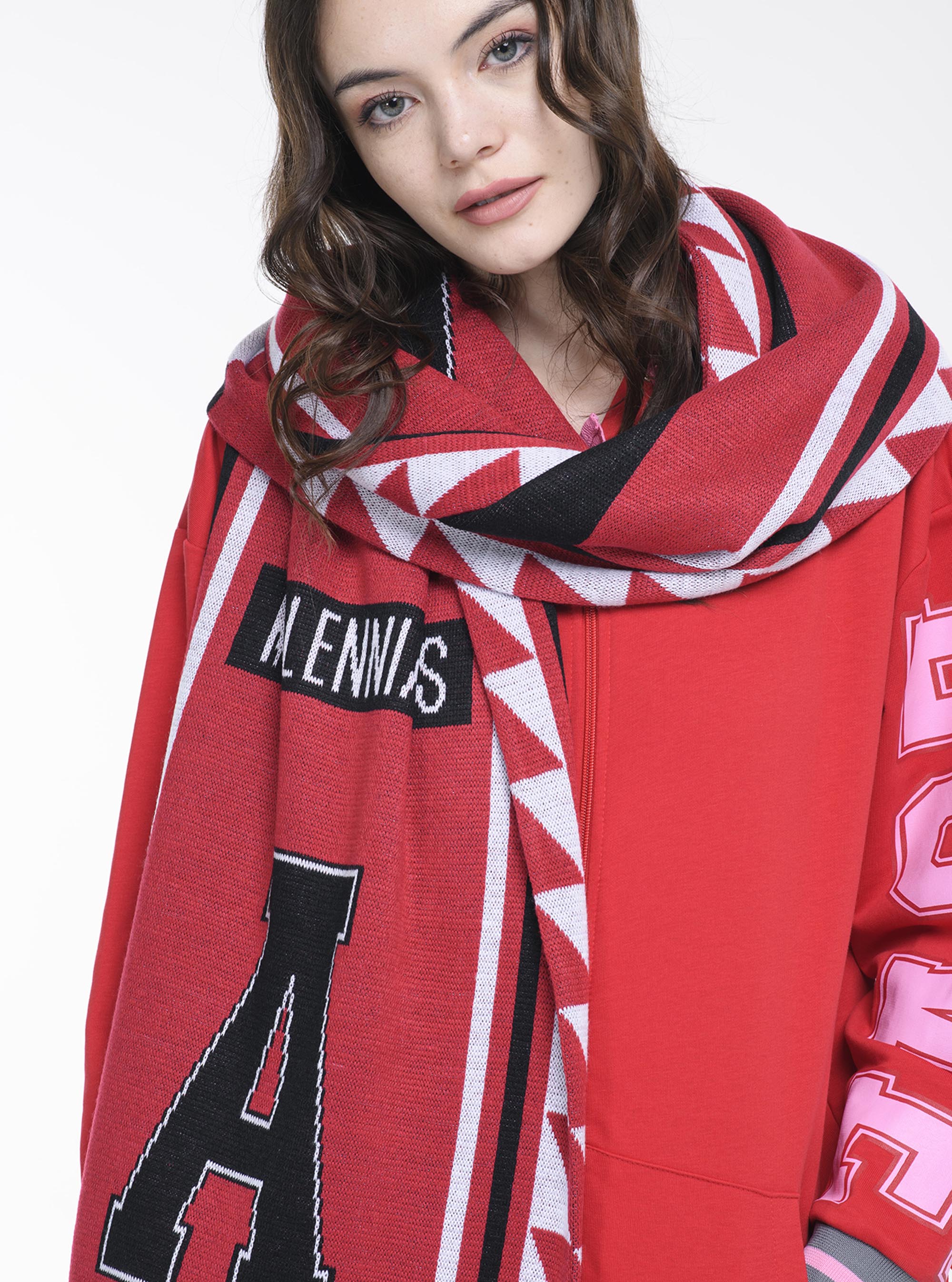 Sciarpone millennials, C350 RED