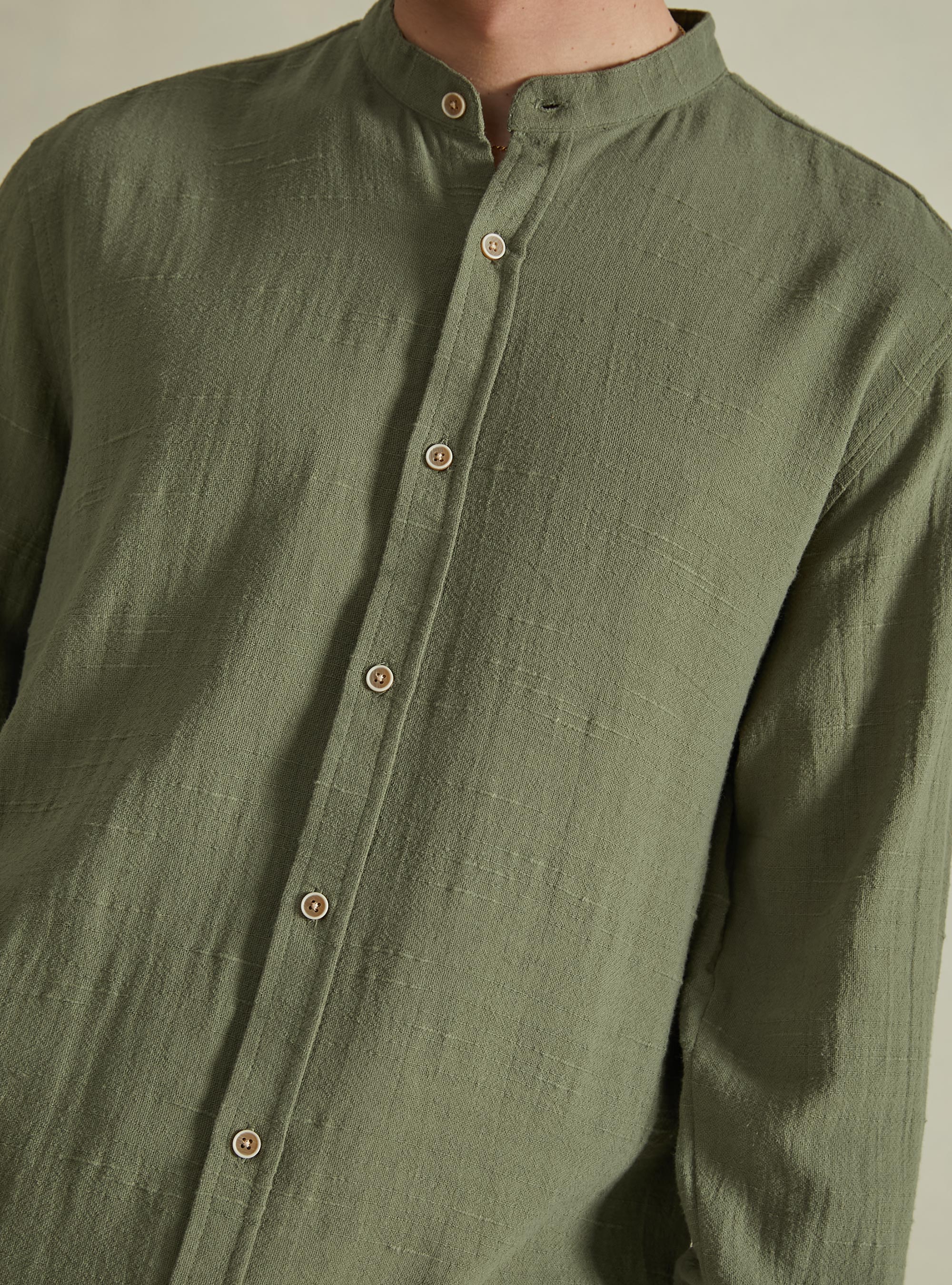 Linen blend shirt with mandarin collar, KY2 KAKY MEDIUM