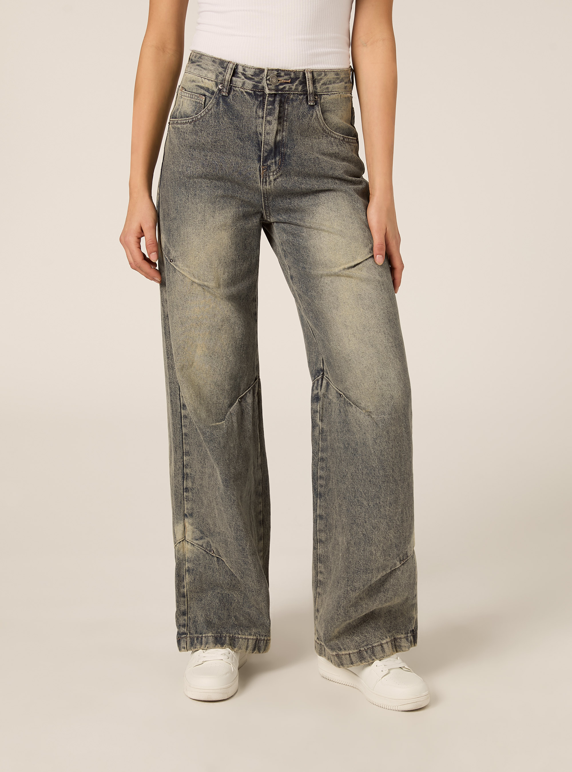 Jeans straight con borchiette, D201 AZZURRE MED OVERDYE