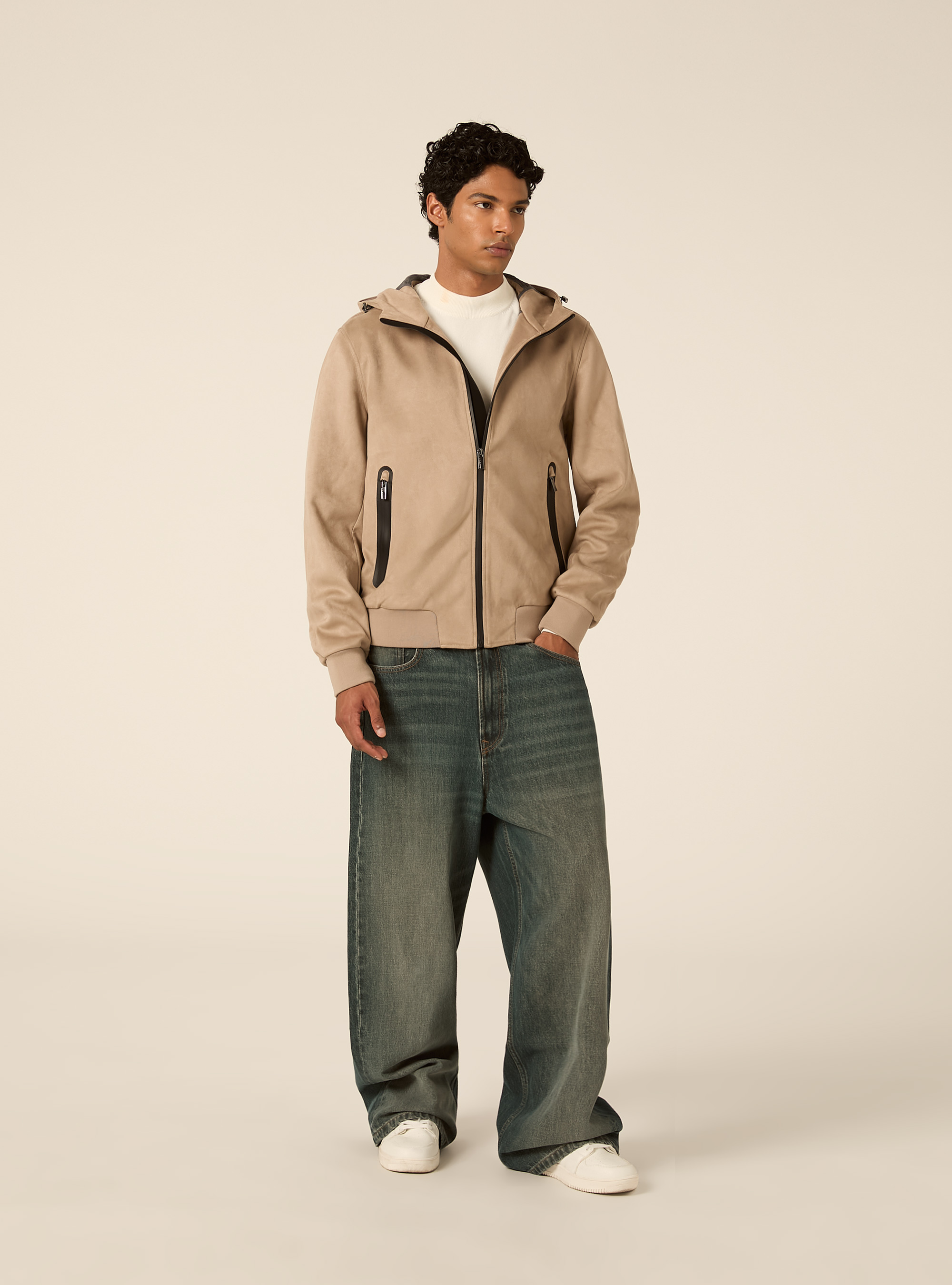 Giubbotto corto con cappuccio in suede, SA2 SAND MEDIUM