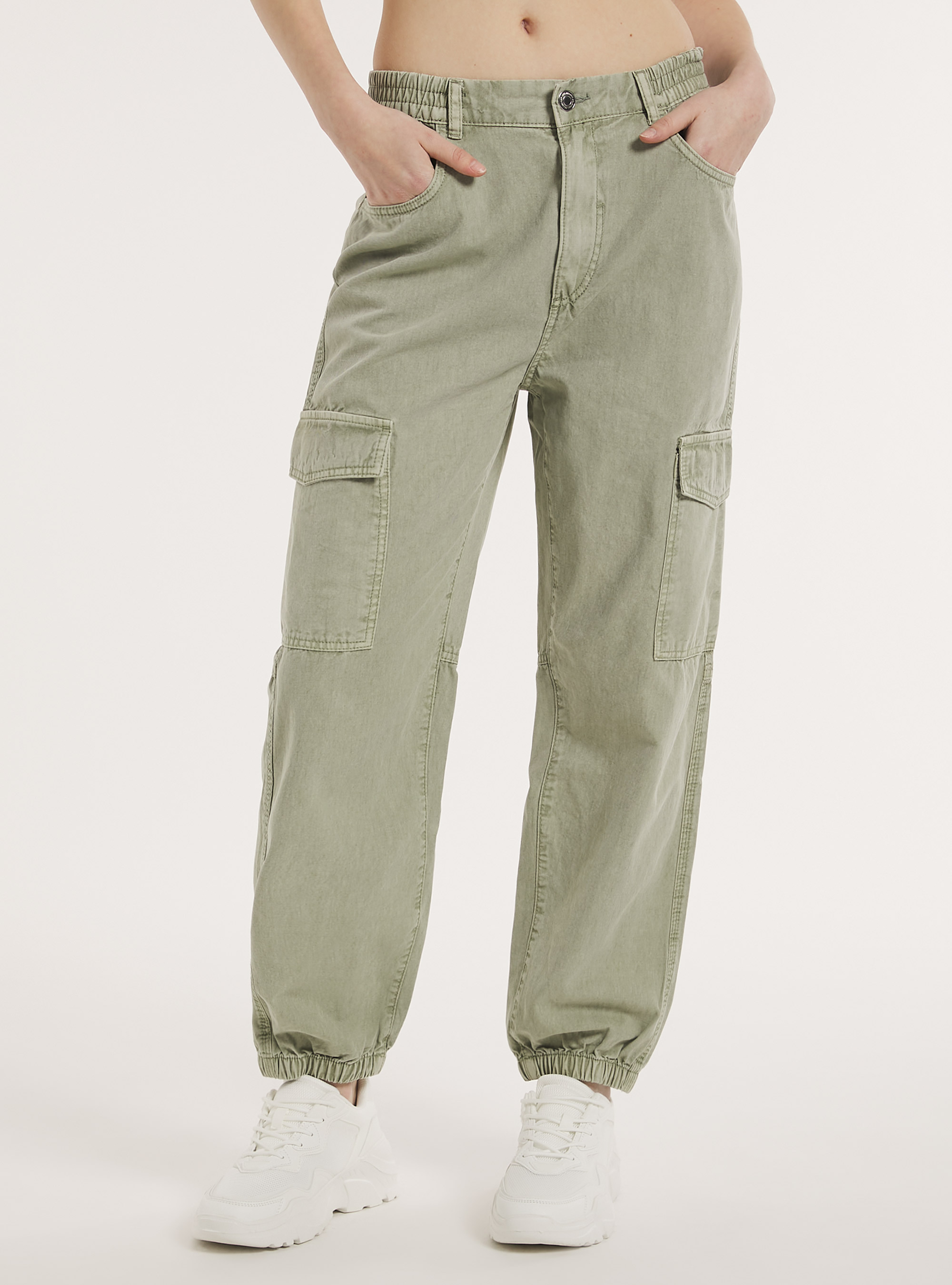 Cargo jogger trousers, KY2 KAKY MEDIUM