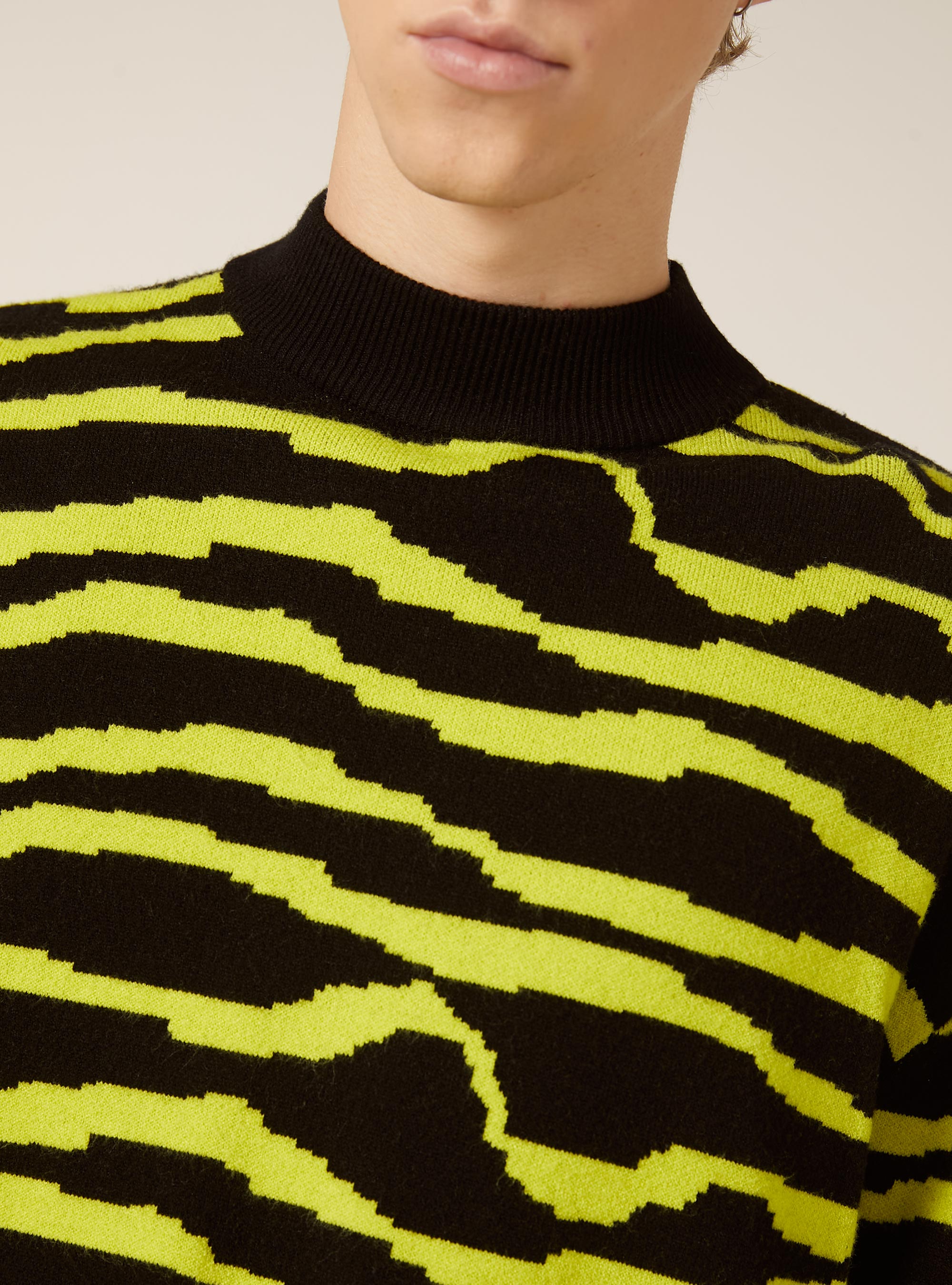 Pullover girocollo zebrato, BK1 BLACK