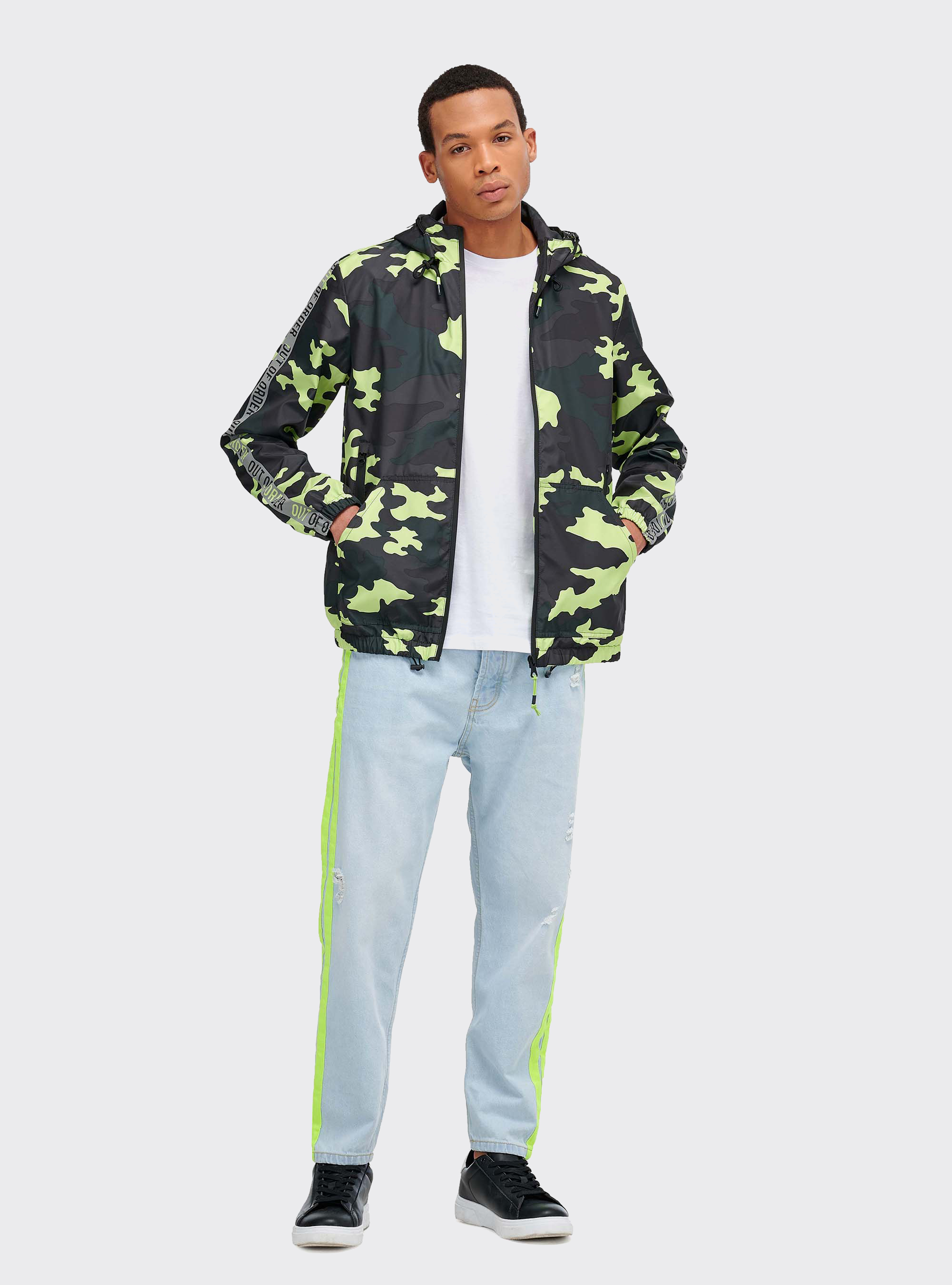 Giubbino antivento camouflage con bande laterali, CAMOUFLAGE