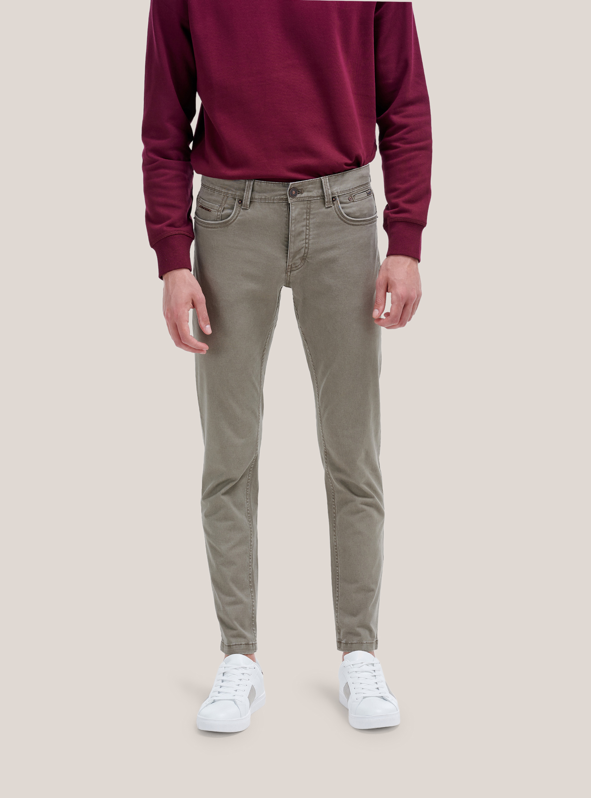 Pantaloni skinny fit in cotone riciclato, MARRONE