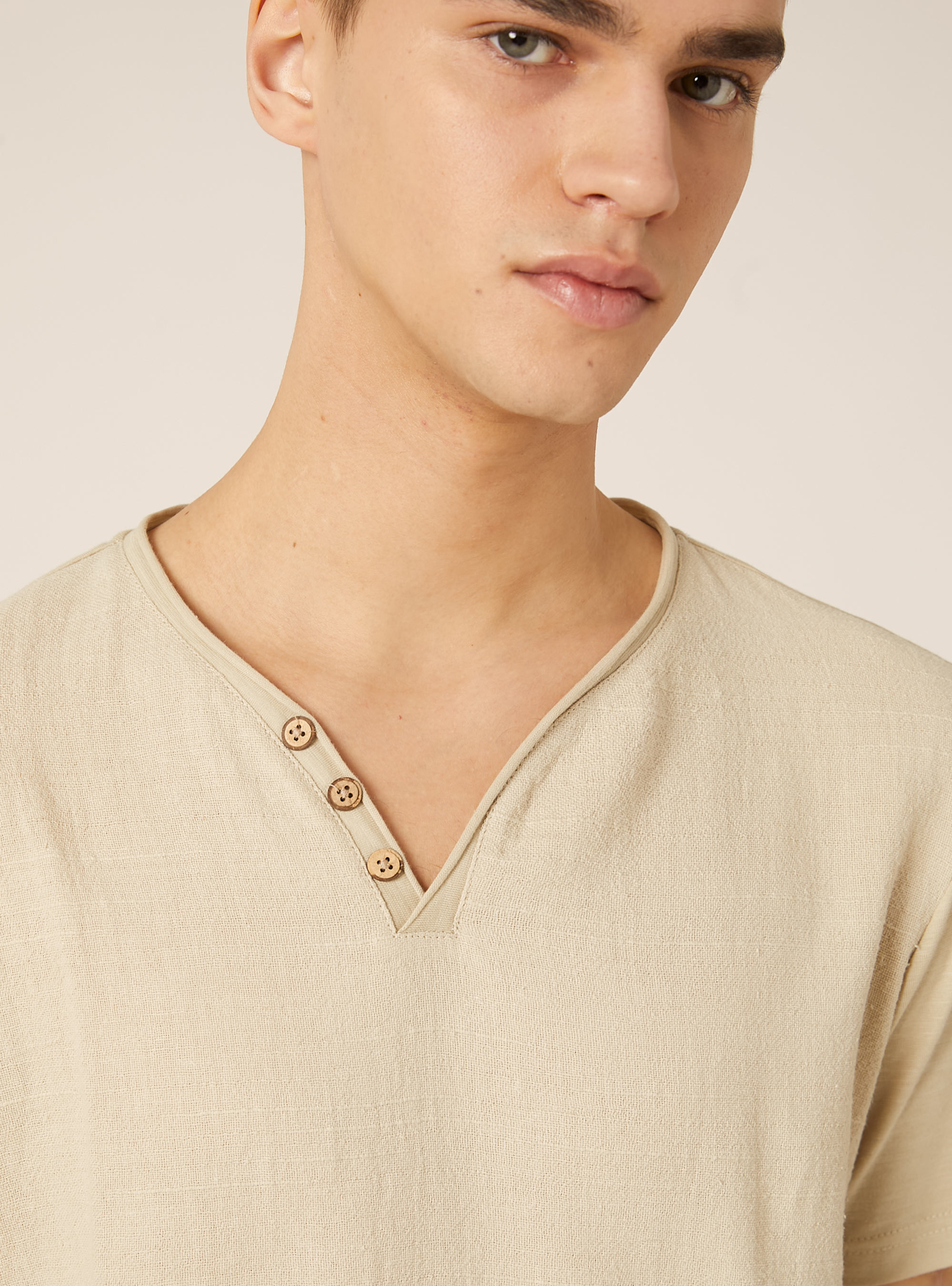 V-neck linen blend T-shirt, BG3 BEIGE LIGHT