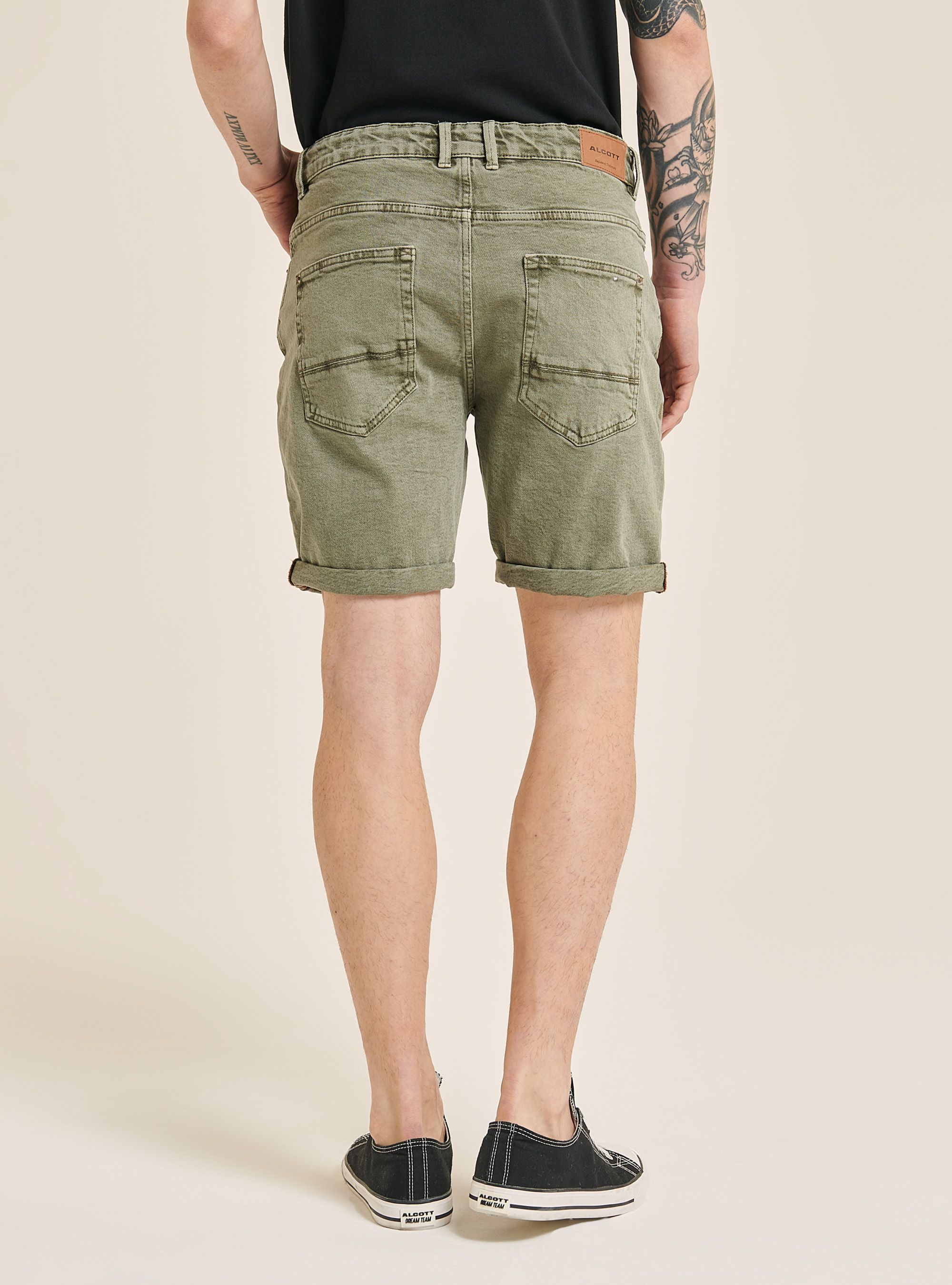 Bermuda en coton serg&eacute; extensible teint dans la masse, KY2 KAKY MEDIUM