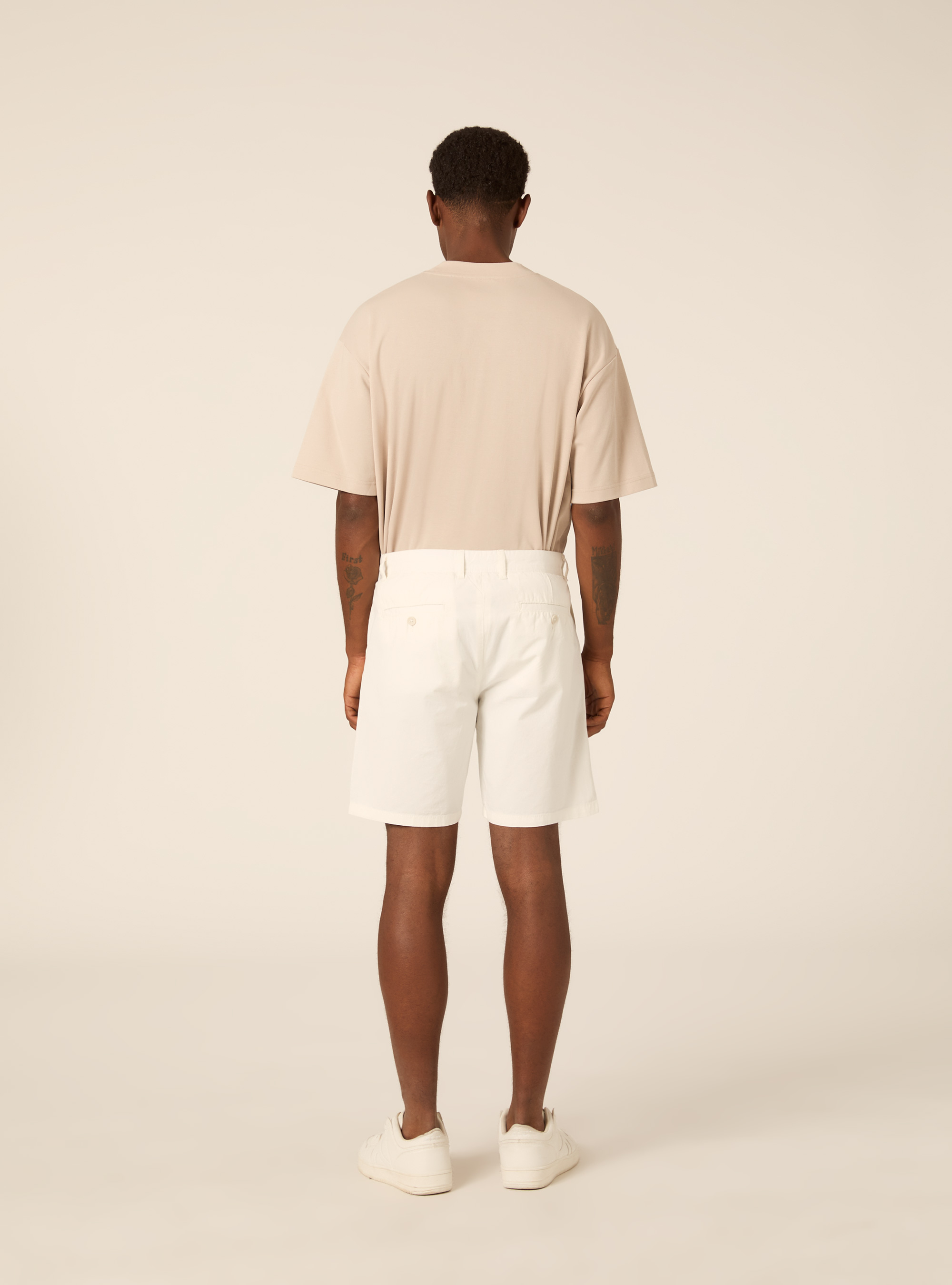 Bermudas de sarga de ajuste liso, WH1 OFF WHITE