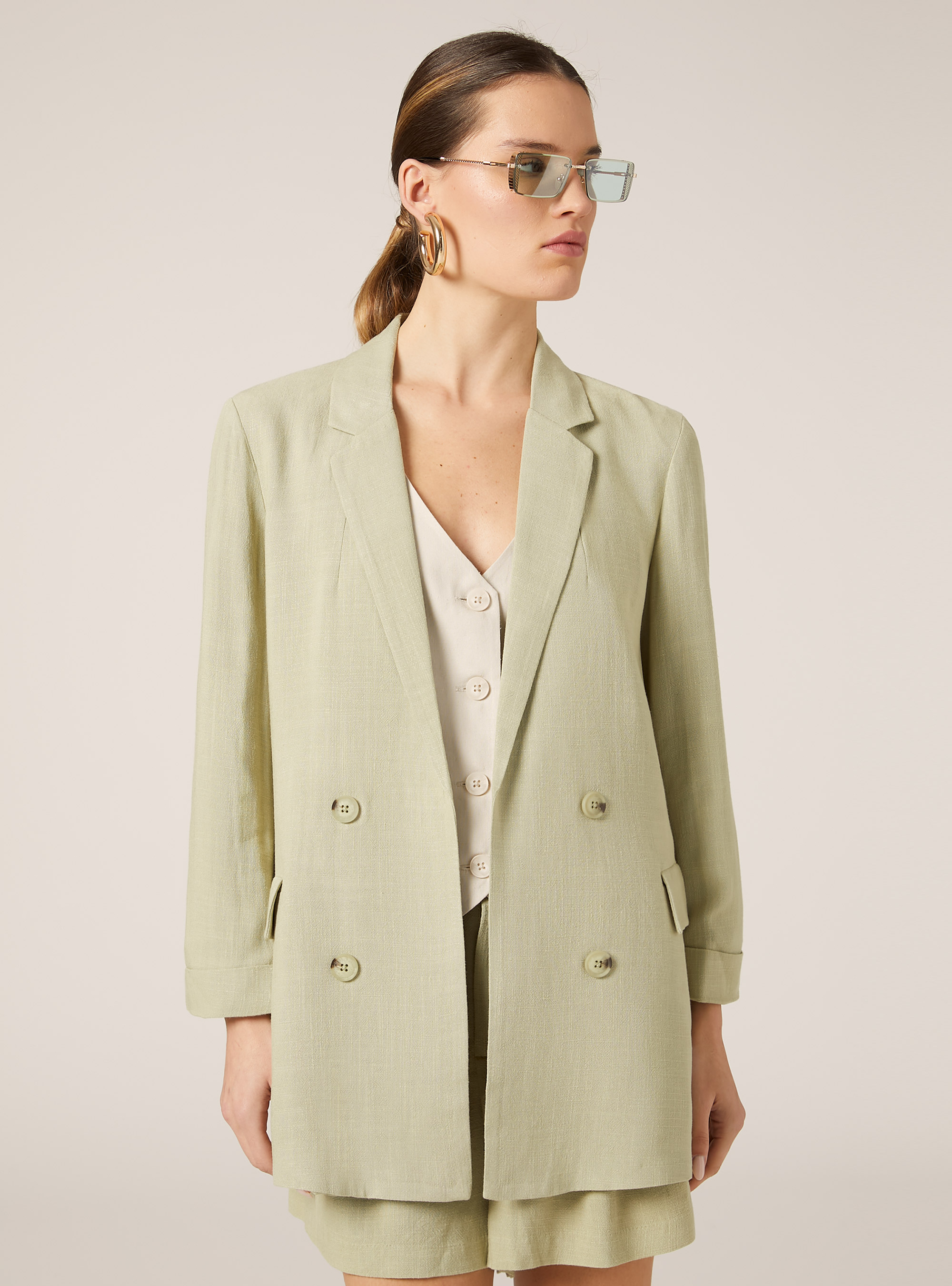 Linen-blend double-breasted blazer | Alcott | Women's Blazers