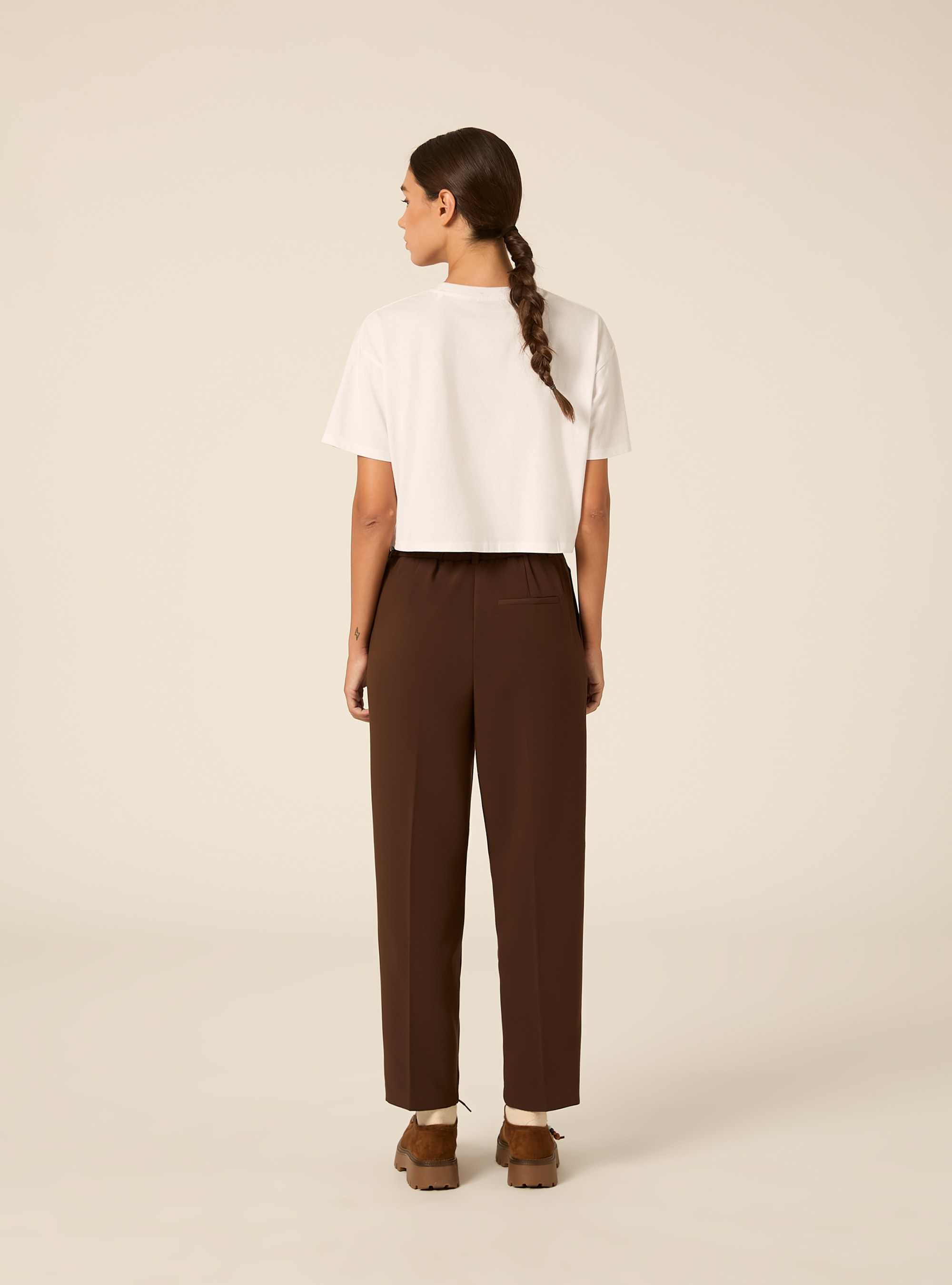 Pantaloni carrot con cintura, BR1 BROWN DARK