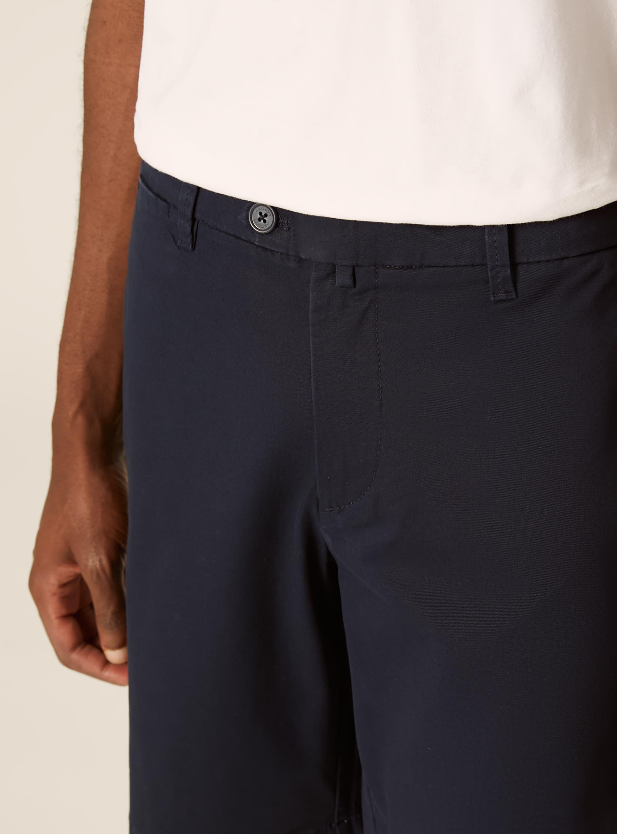 Bermuda in twill elasticizzato basico, BL1 BLUE DARK