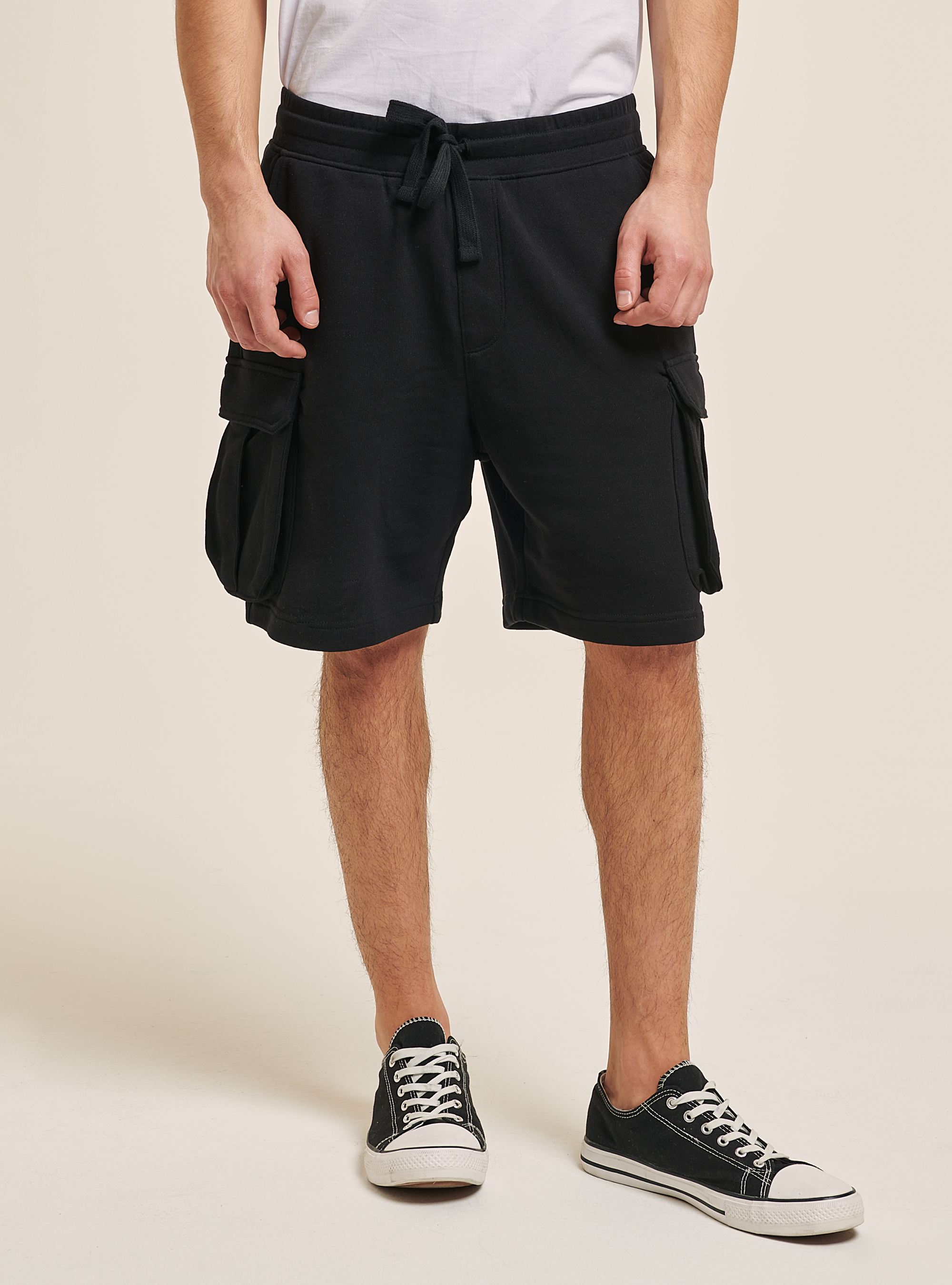 Bermuda cargo, BLACK