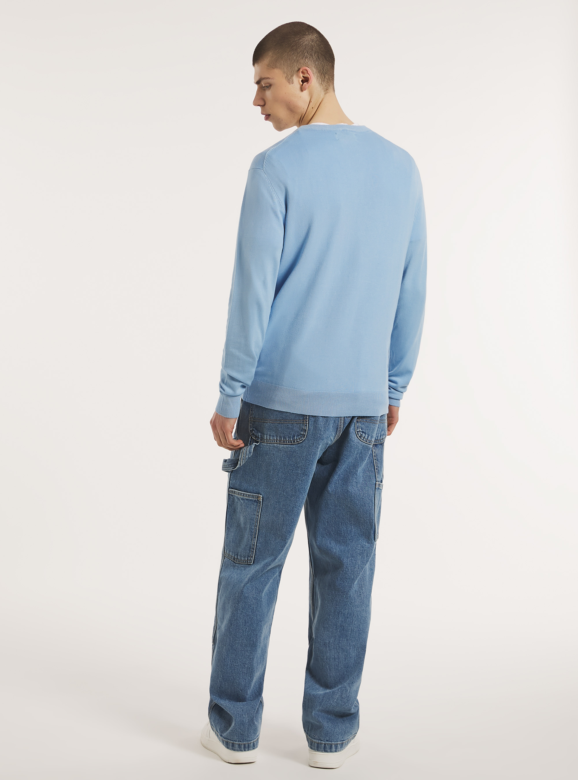 Round-neck pullover made of sustainable viscose Ecovero, AZ3 AZURE LIGHT