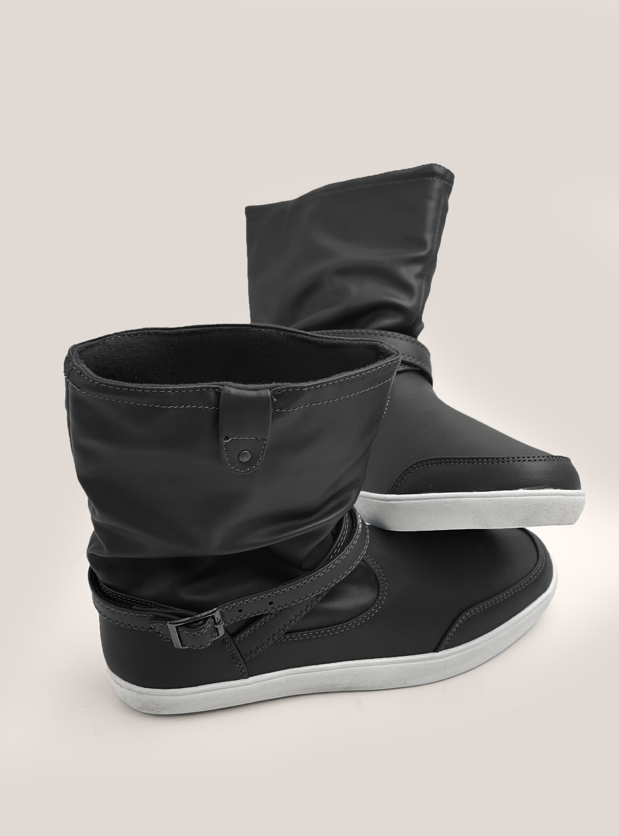 Stivaletto basso con cinturini intrecciati, C100 BLACK