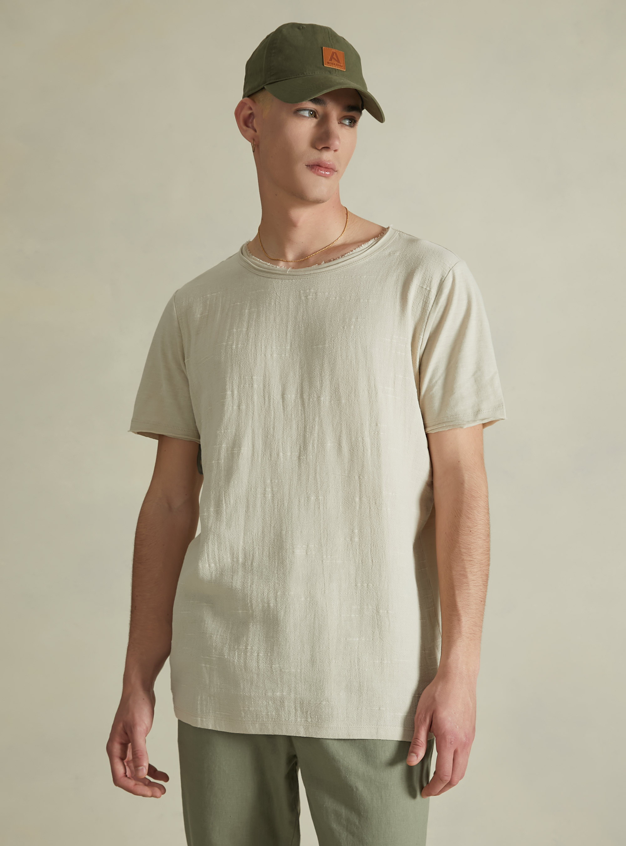 Maglietta in misto lino a maniche corte, BG3 BEIGE LIGHT