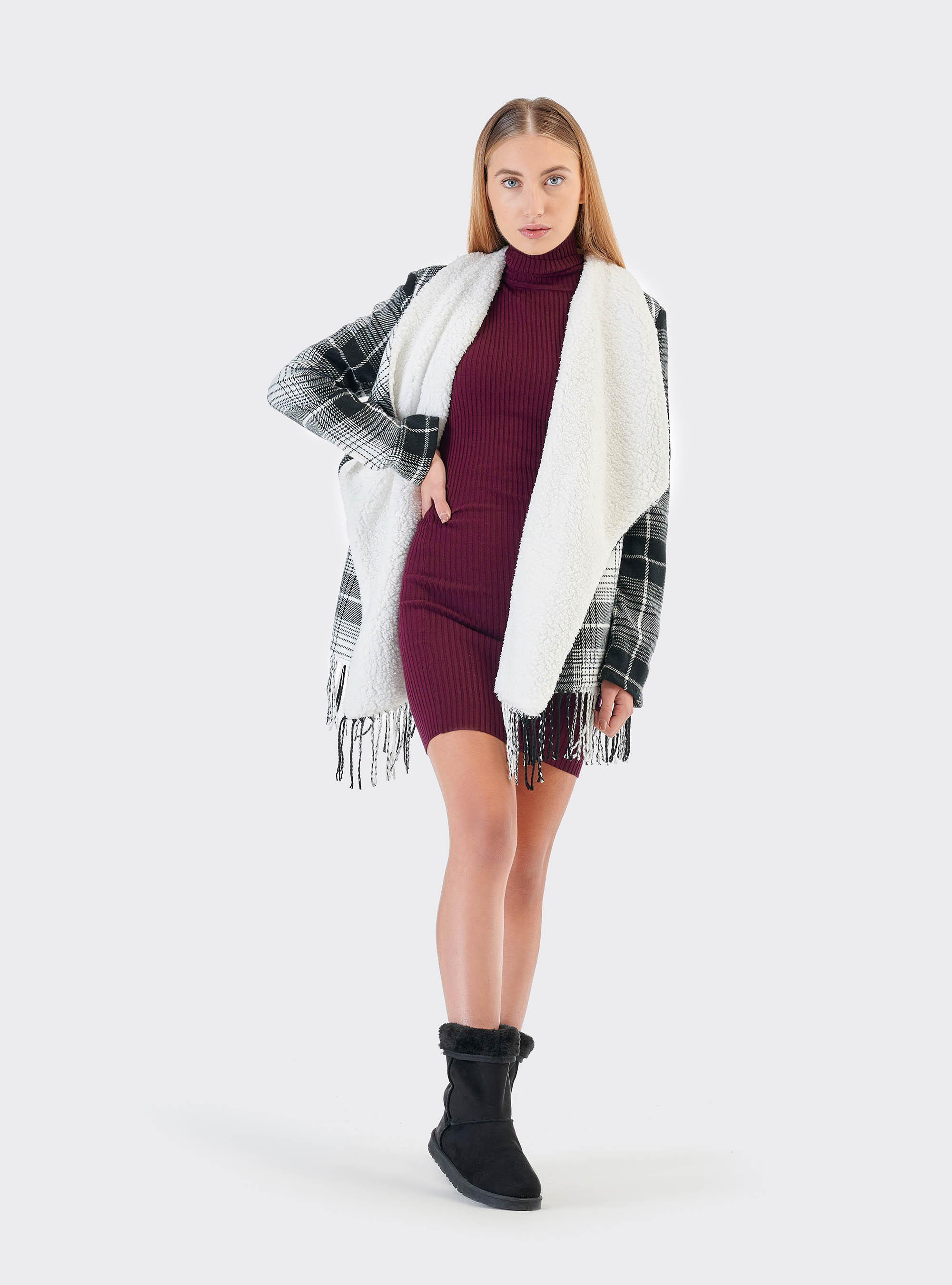 Knitted dress with balloon sleeves, C3315 BORDEAUX