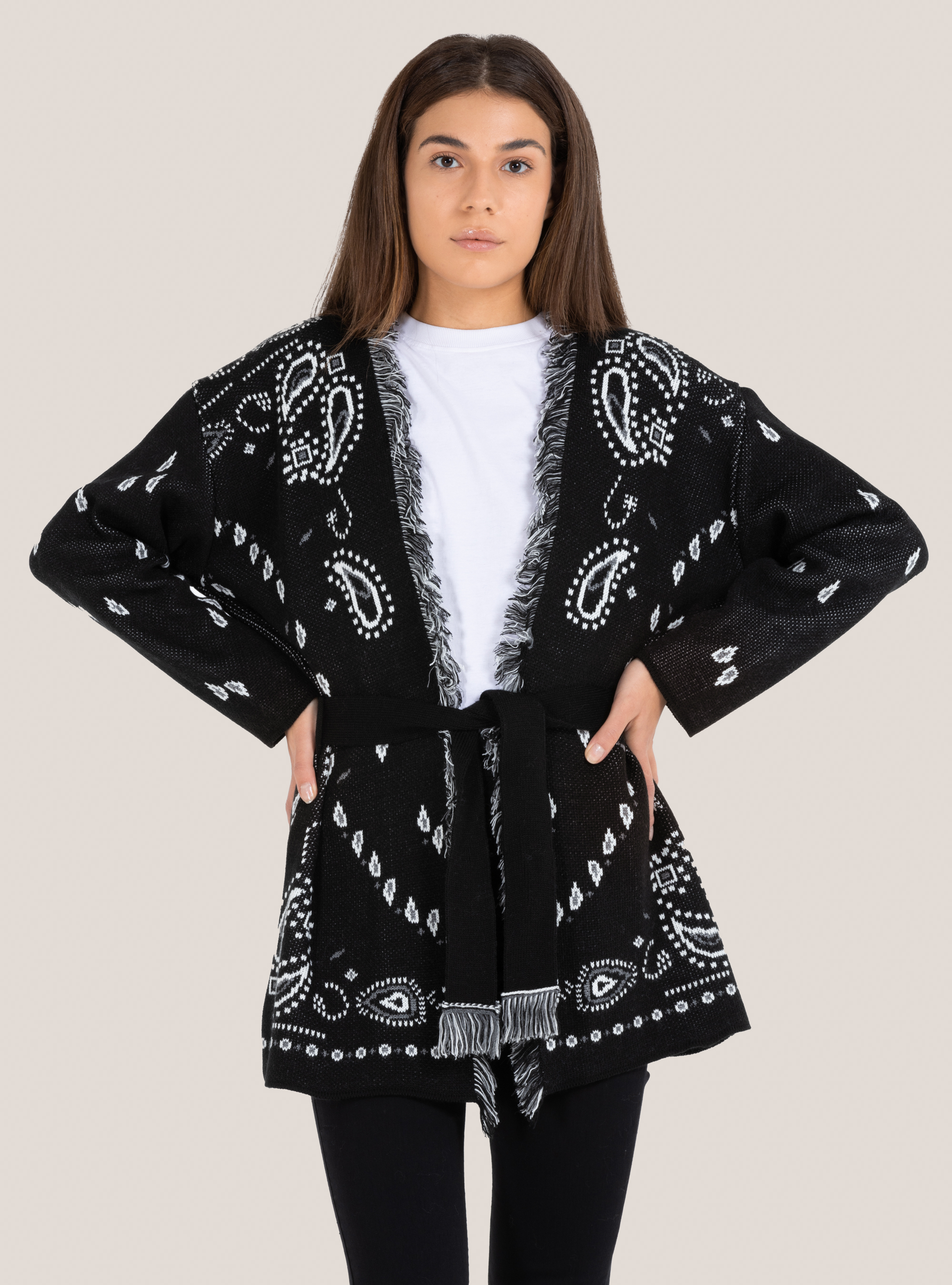 Cardigan con disegno paisley Cardigan con disegno paisley