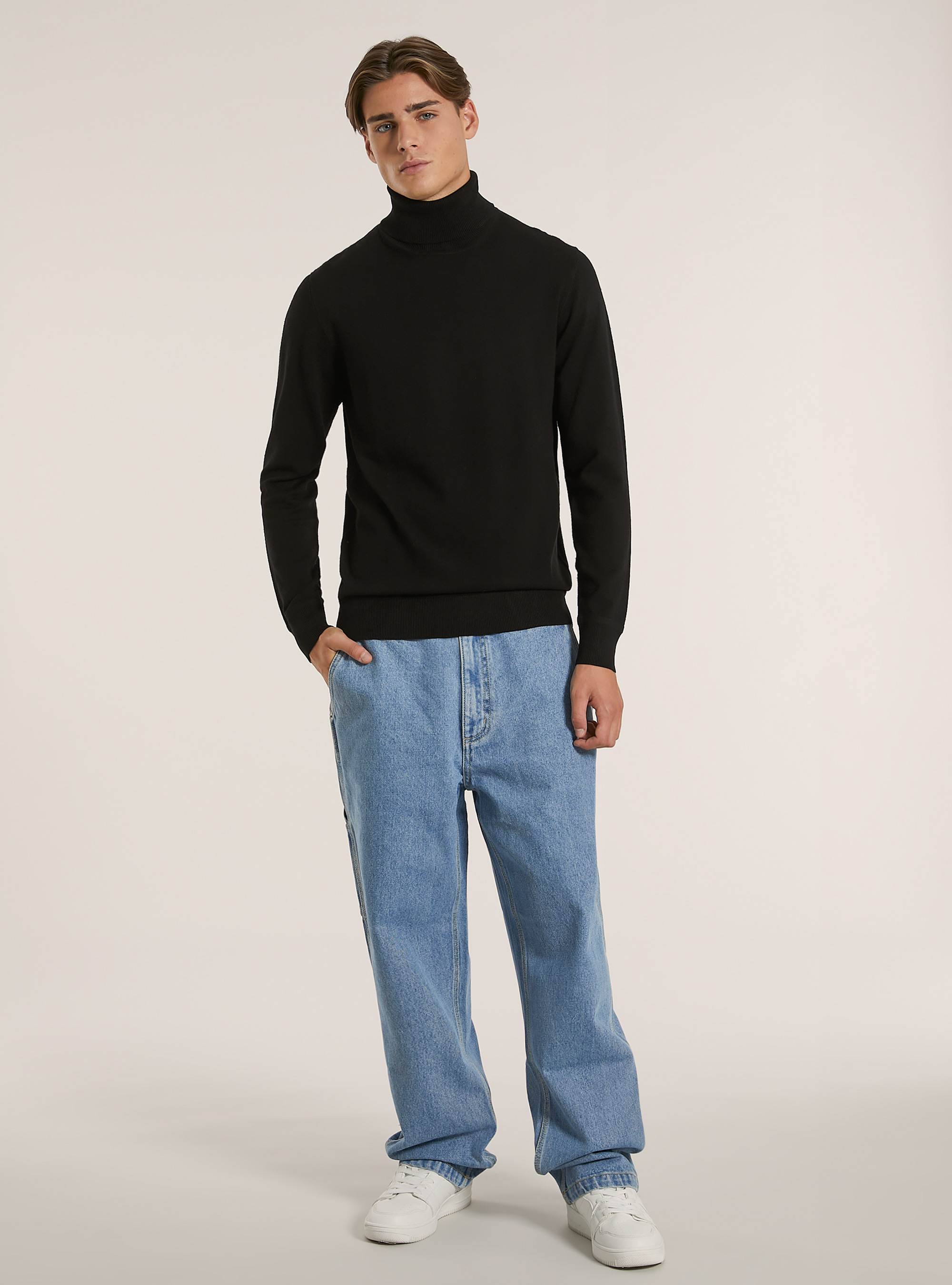 Pullover collo alto in viscosa, BK1 BLACK