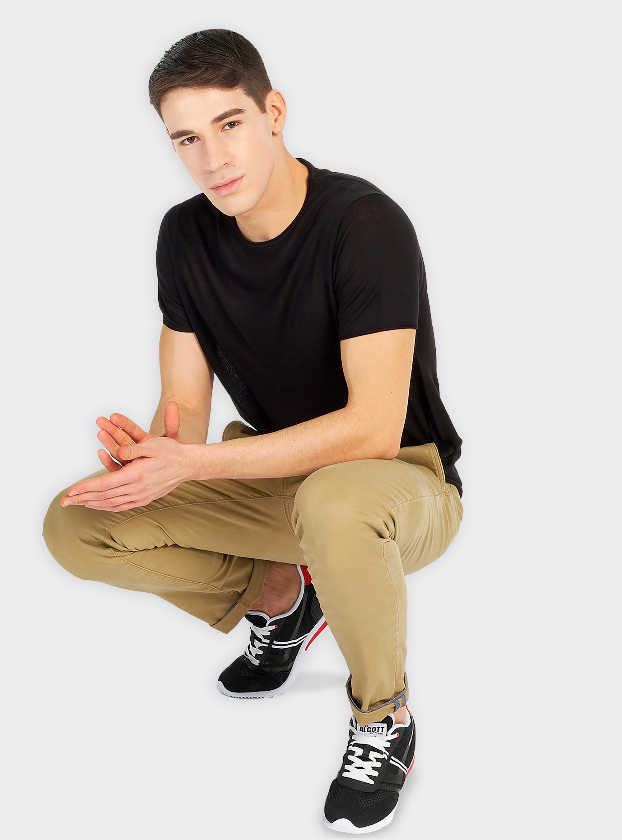 Jersey de manga corta, NEGRO