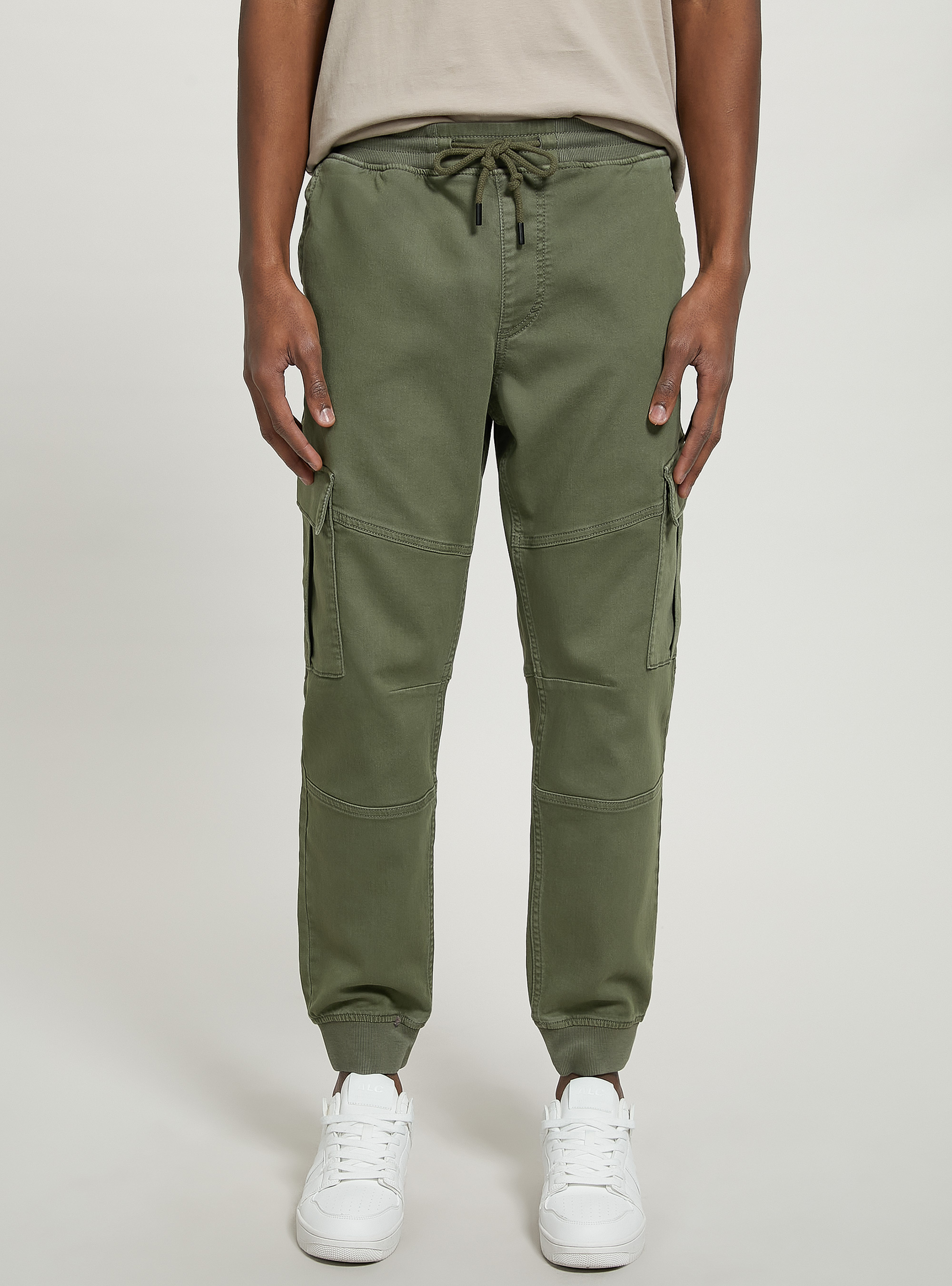 Jogger trousers with large pockets, KY2 KAKY MEDIUM