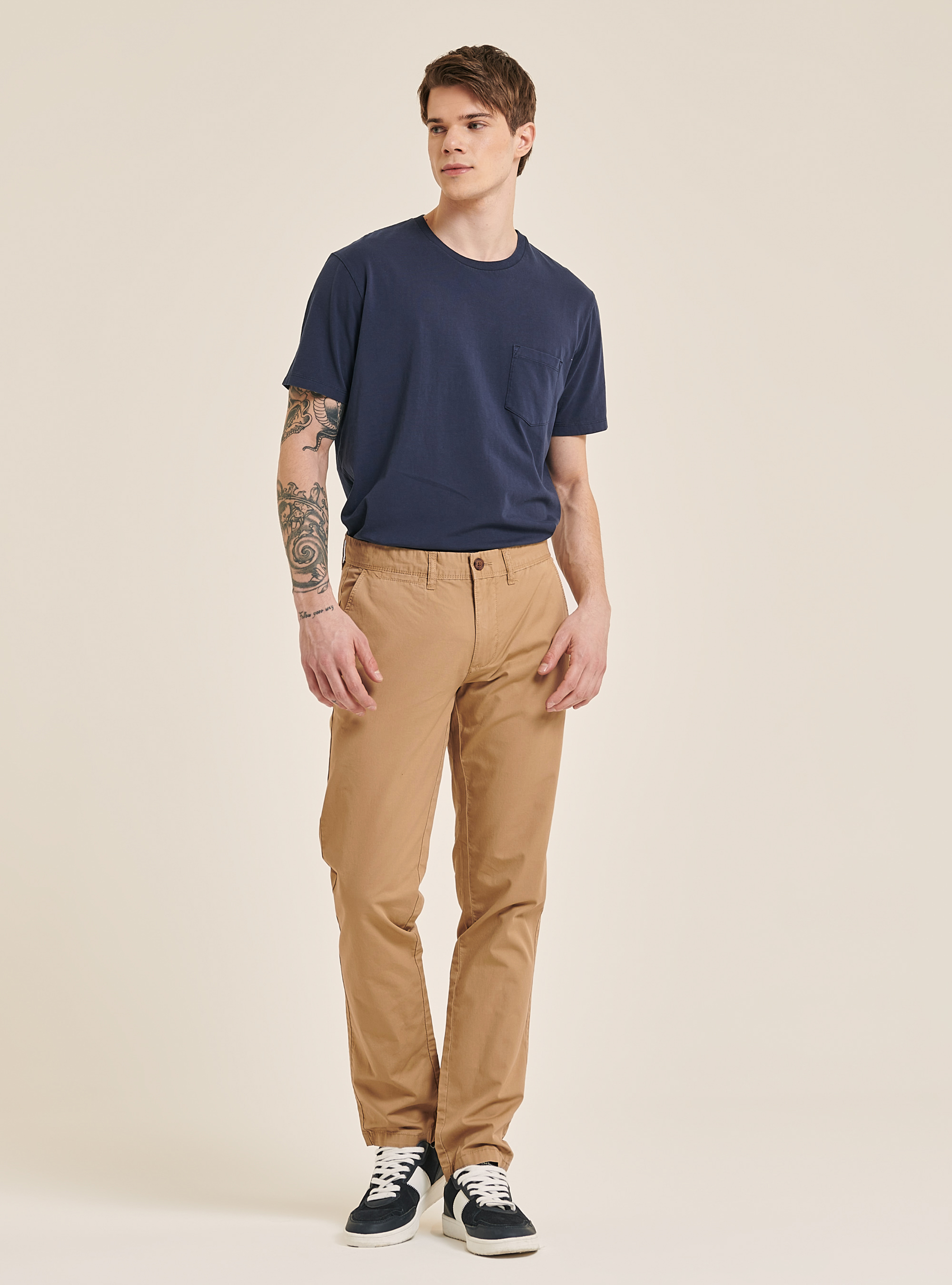 Pantaloni chinos in twill, C5527 CAMEL