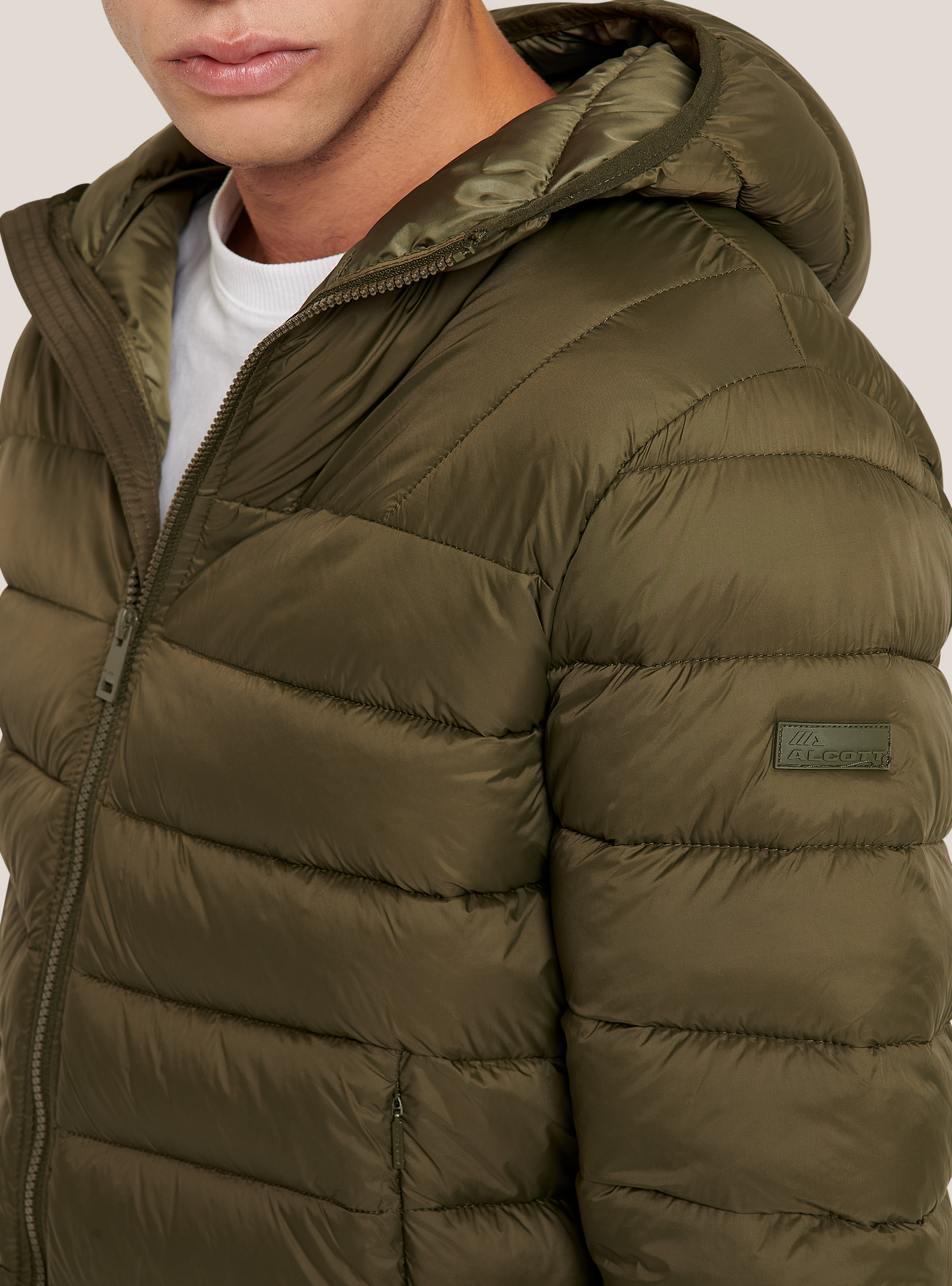 Basic jacket with 100% recycled padding, KAKI