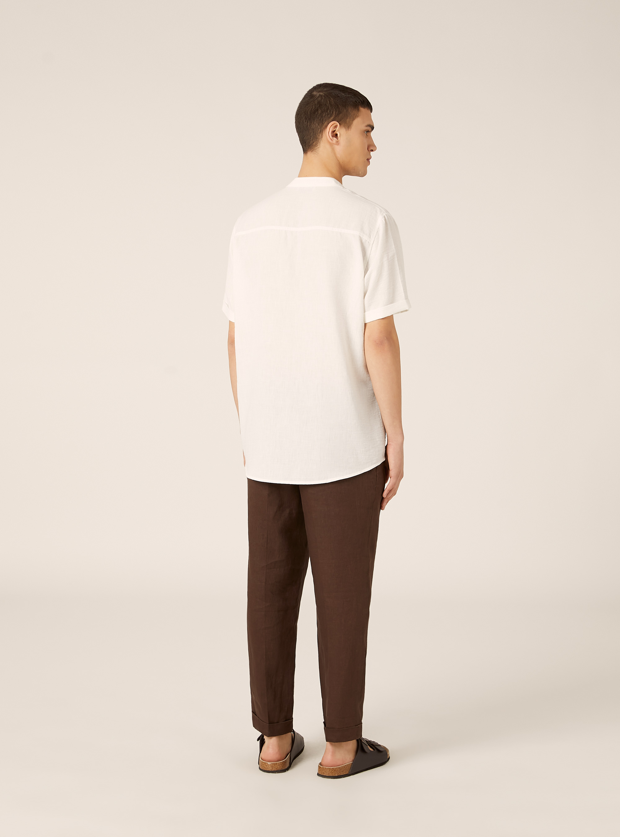Chemise avec col officier, WH2 WHITE
