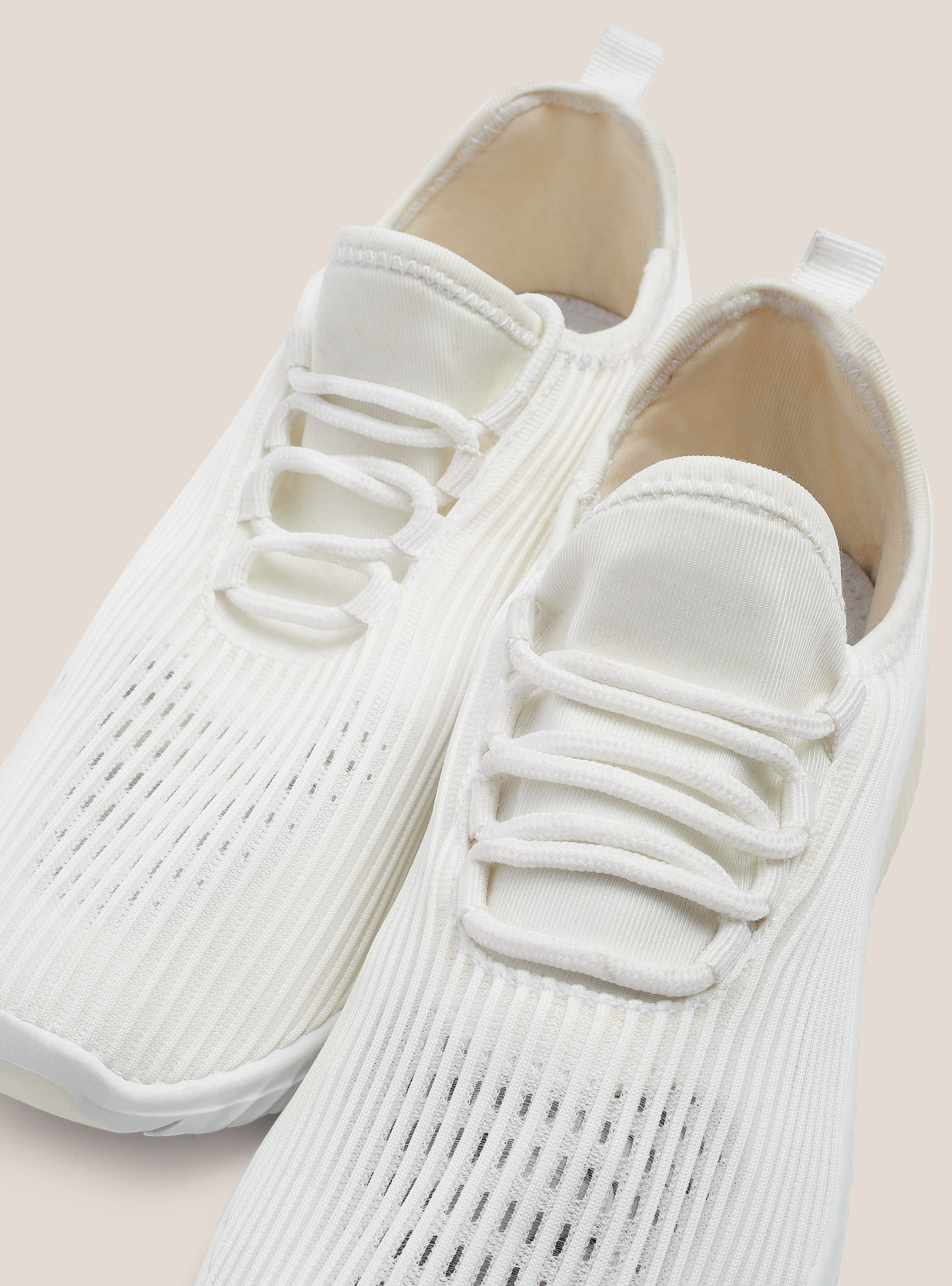 Trainers donna in tessuto leggero traforato, WHITE