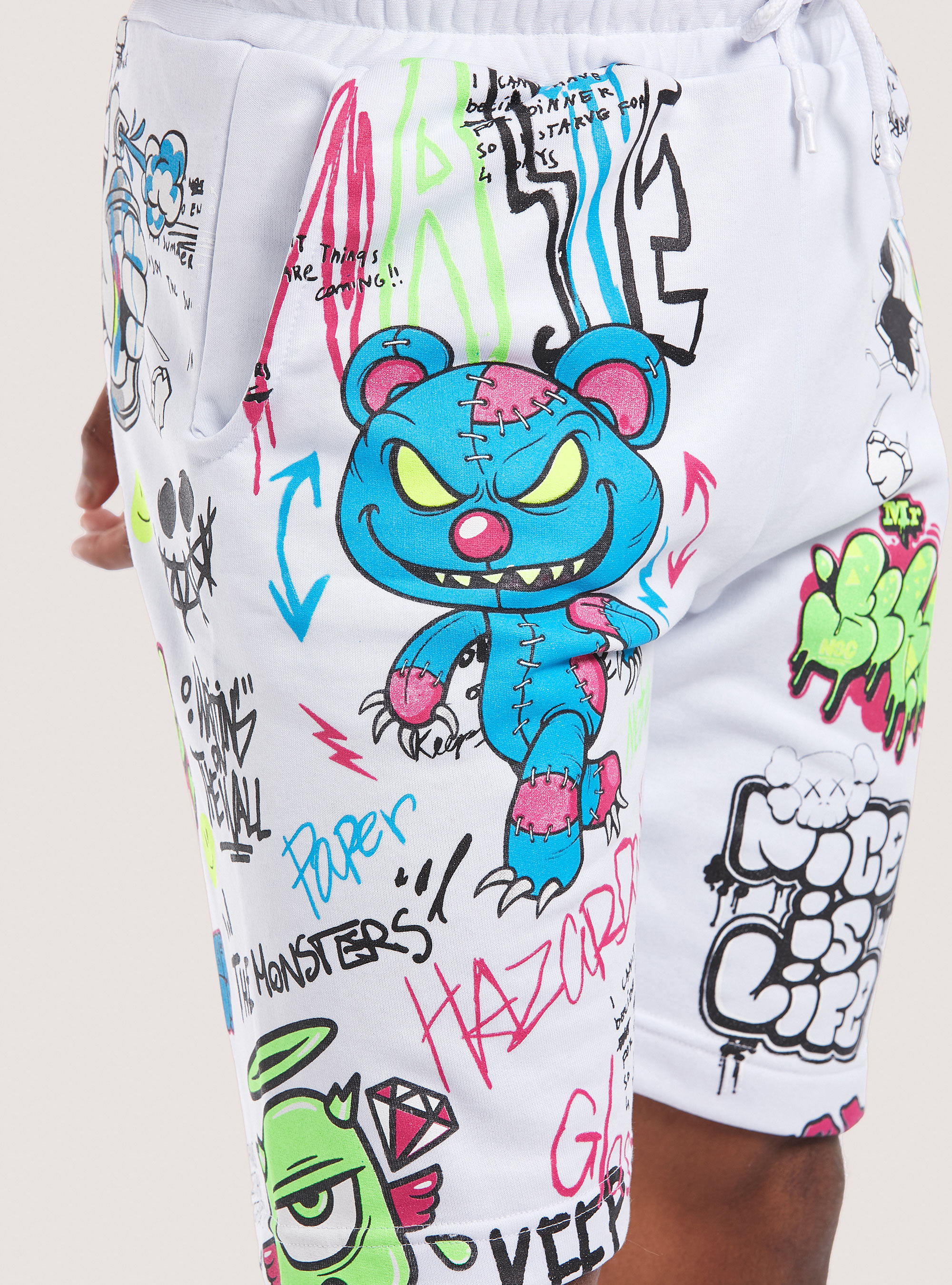 Bermuda shorts with all over ''Smile Collection'' print, WH2 WHITE