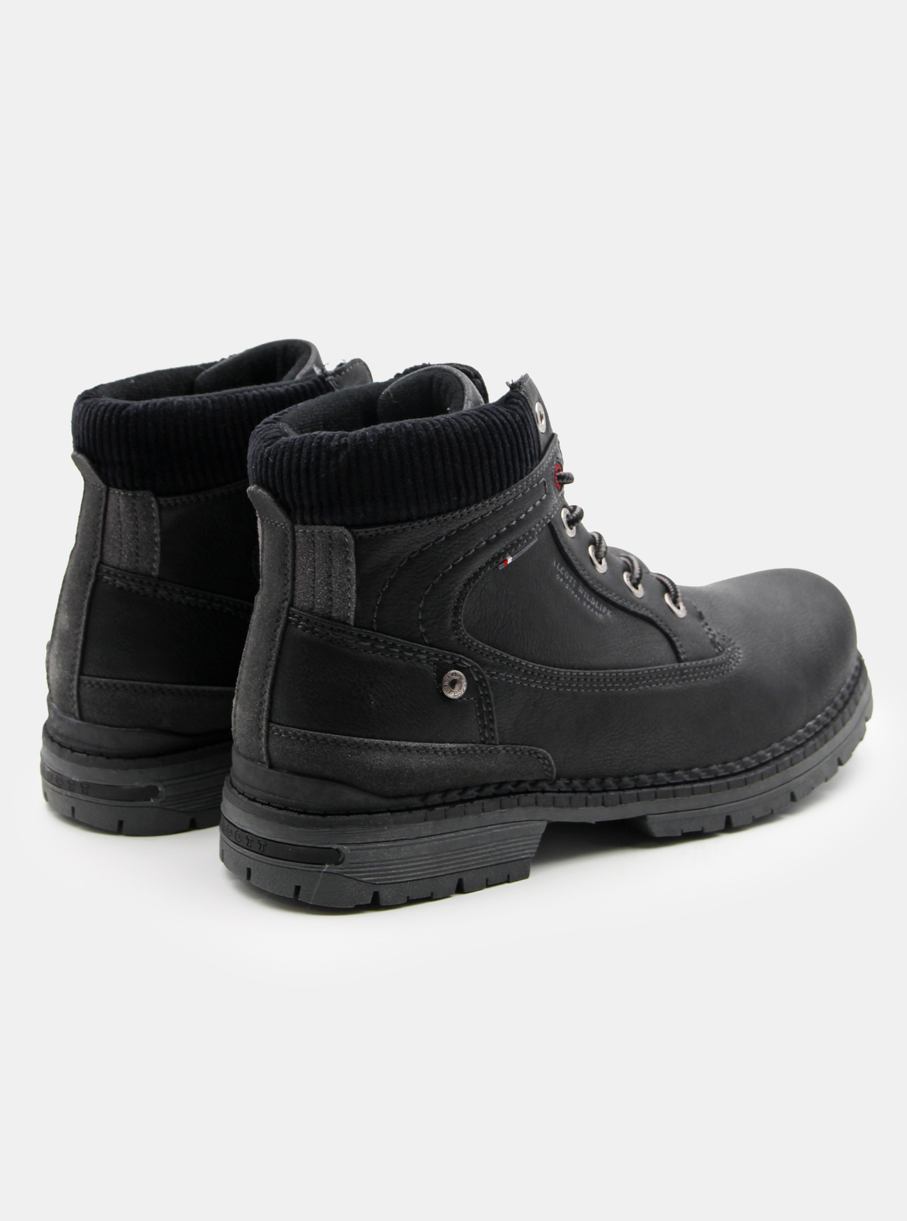 BOOTS WITH LACES, BLACK