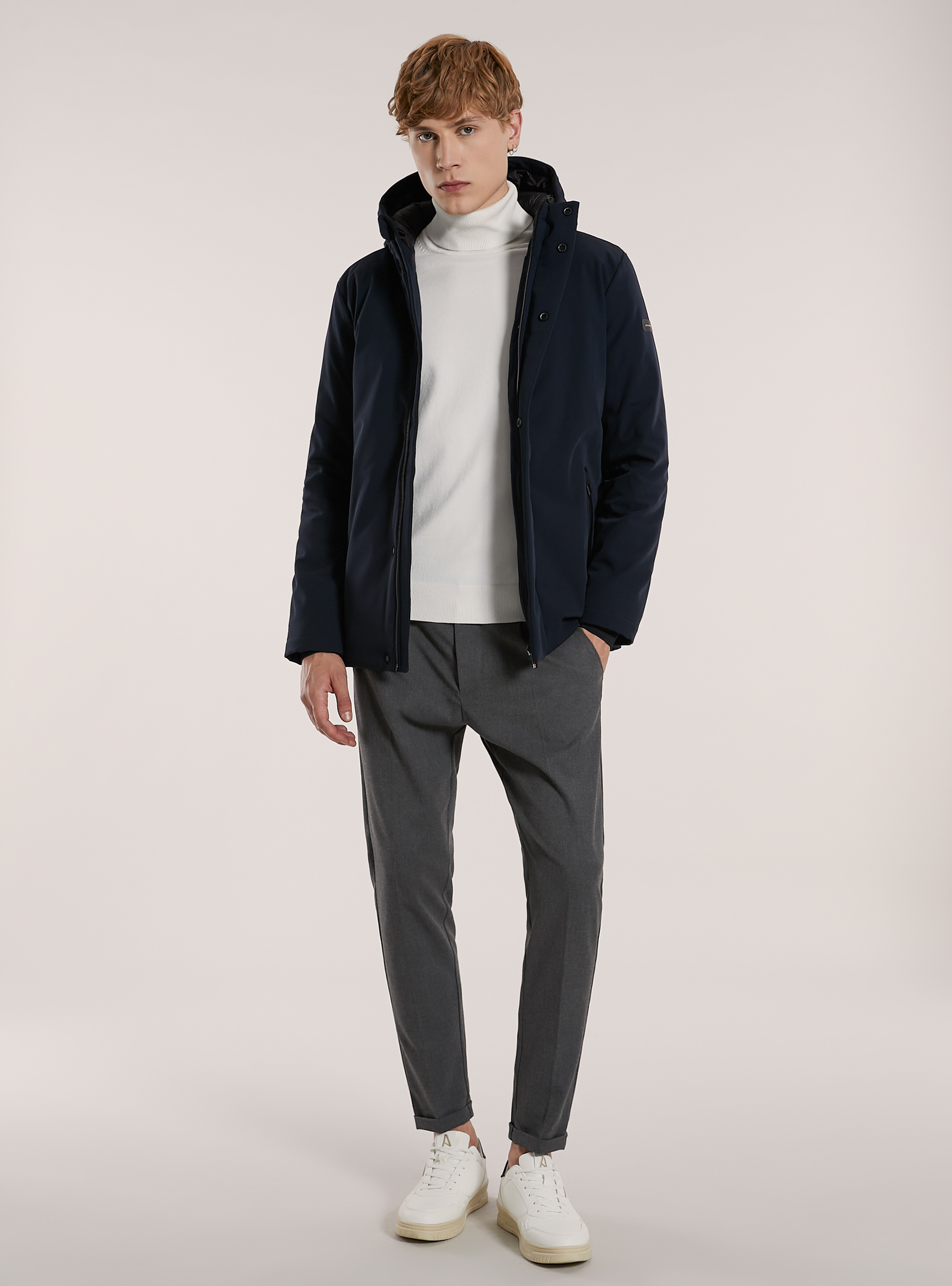 Giubbotto in tessuto tecnico con imbottitura riciclata, NA1 NAVY DARK